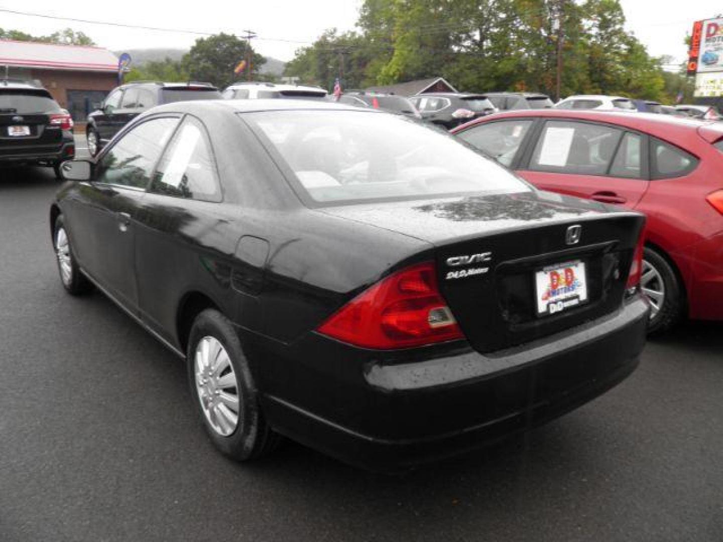 2002 GRAY HONDA CIVIC LX coupe (1HGEM22542L) with an 1.7L L4 SOHC 16V engine, AT transmission, located at 15520 McMullen Hwy SW, Belair, MD, 21502, (301) 729-3700, 39.581375, -78.846451 - Photo#4