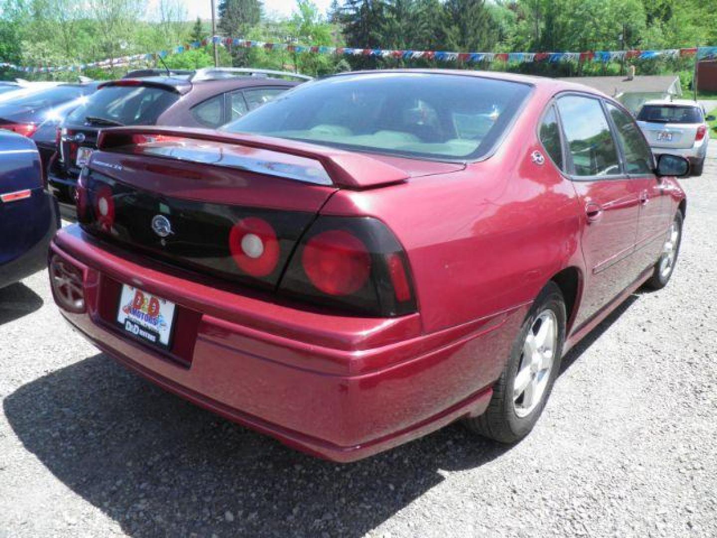 2005 RED Chevrolet Impala LS (2G1WH52K959) with an 3.8 V6 engine, AT transmission, located at 19521 New George's Creek Rd SW, Barton, MD, 21521, (301) 463-2404, 39.524323, -79.017906 - Photo#3