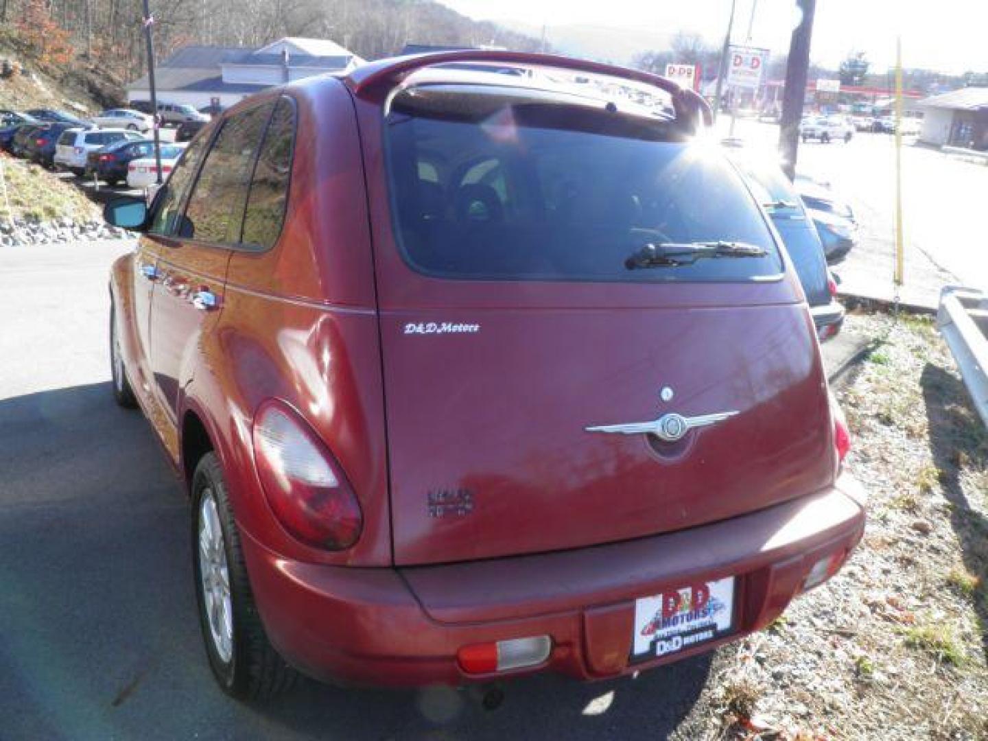 2006 RED Chrysler PT Cruiser Limited Edition (3A8FY68B06T) with an 4 CYL engine, AT transmission, located at 15520 McMullen Hwy SW, Belair, MD, 21502, (301) 729-3700, 39.581375, -78.846451 - Photo#5