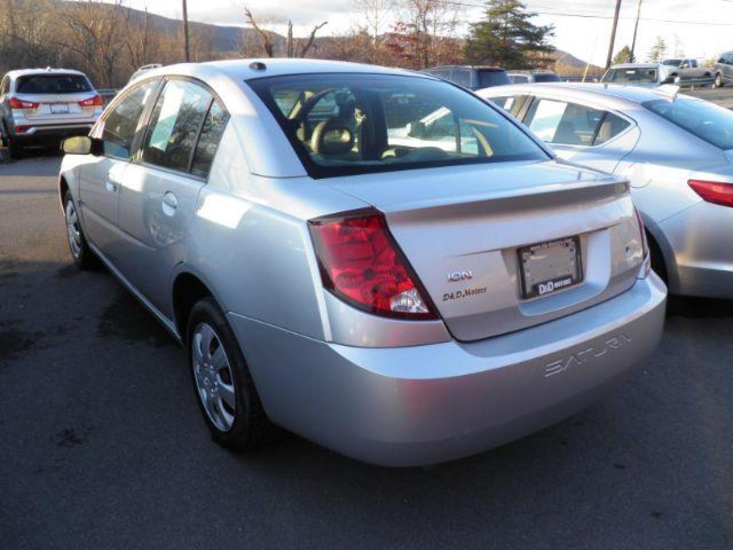 2006 SILVER SATURN ION Sedan 2 w/Auto (1G8AJ55F76Z) with an 2.2L L4 engine, AT transmission, located at 15520 McMullen Hwy SW, Belair, MD, 21502, (301) 729-3700, 39.581375, -78.846451 - Photo#3