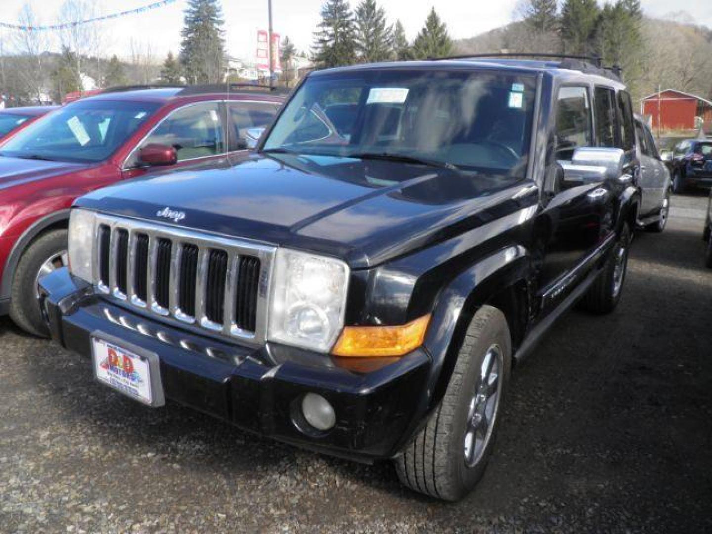 2007 BLACK Jeep Commander Sport 4WD (1J8HG48K67C) with an 3.7L V6 engine, AT transmission, located at 19521 New George's Creek Rd SW, Barton, MD, 21521, (301) 463-2404, 39.524323, -79.017906 - Photo#0