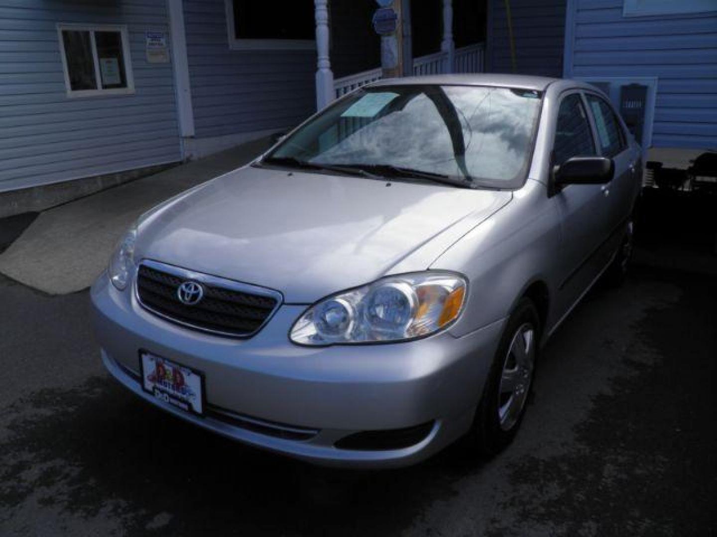 2007 GRAY Toyota Corolla CE (JTDBR32E170) with an 1.8L L4 engine, located at 15520 McMullen Hwy SW, Belair, MD, 21502, (301) 729-3700, 39.581375, -78.846451 - Photo#0