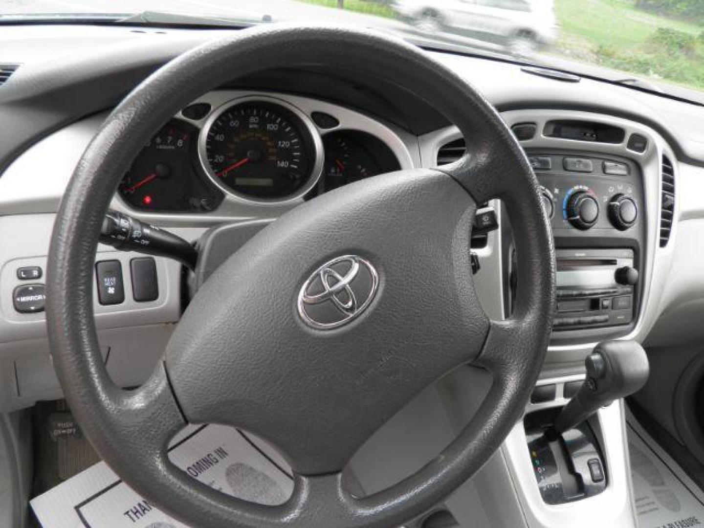 2007 BLUE Toyota Highlander V6 4WD (JTEEP21A770) with an 3.3L V6 engine, AT transmission, located at 15520 McMullen Hwy SW, Belair, MD, 21502, (301) 729-3700, 39.581375, -78.846451 - Photo#2