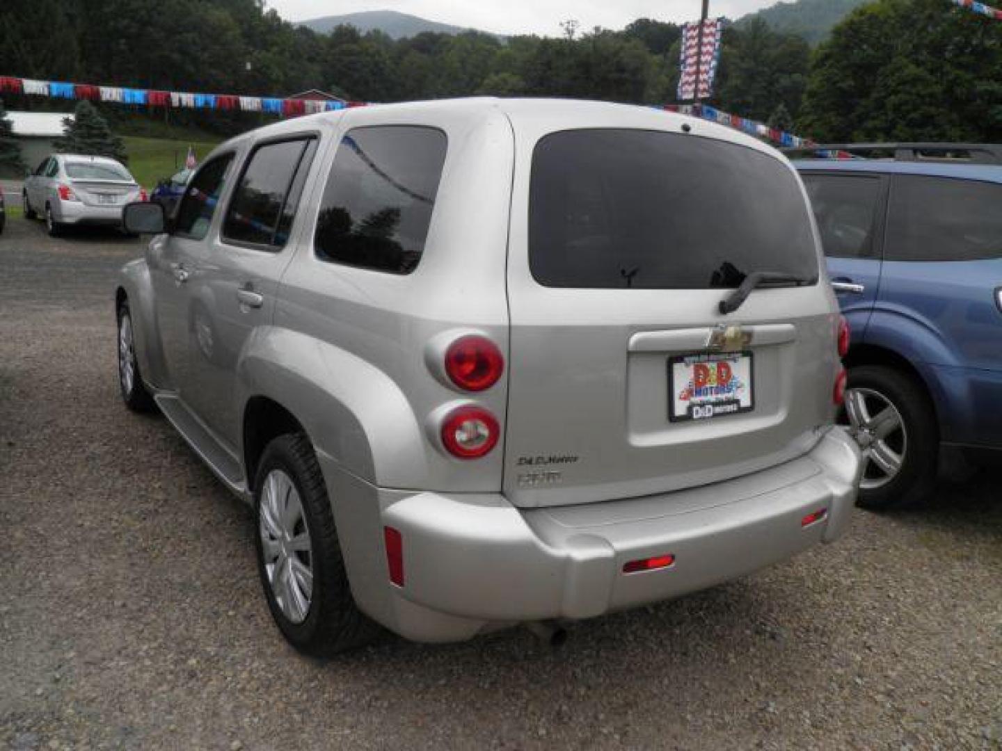 2008 SILVER Chevrolet HHR LT1 (3GNDA23D08S) with an 2.2l L4 engine, AT transmission, located at 19521 New George's Creek Rd SW, Barton, MD, 21521, (301) 463-2404, 39.524323, -79.017906 - Photo#5