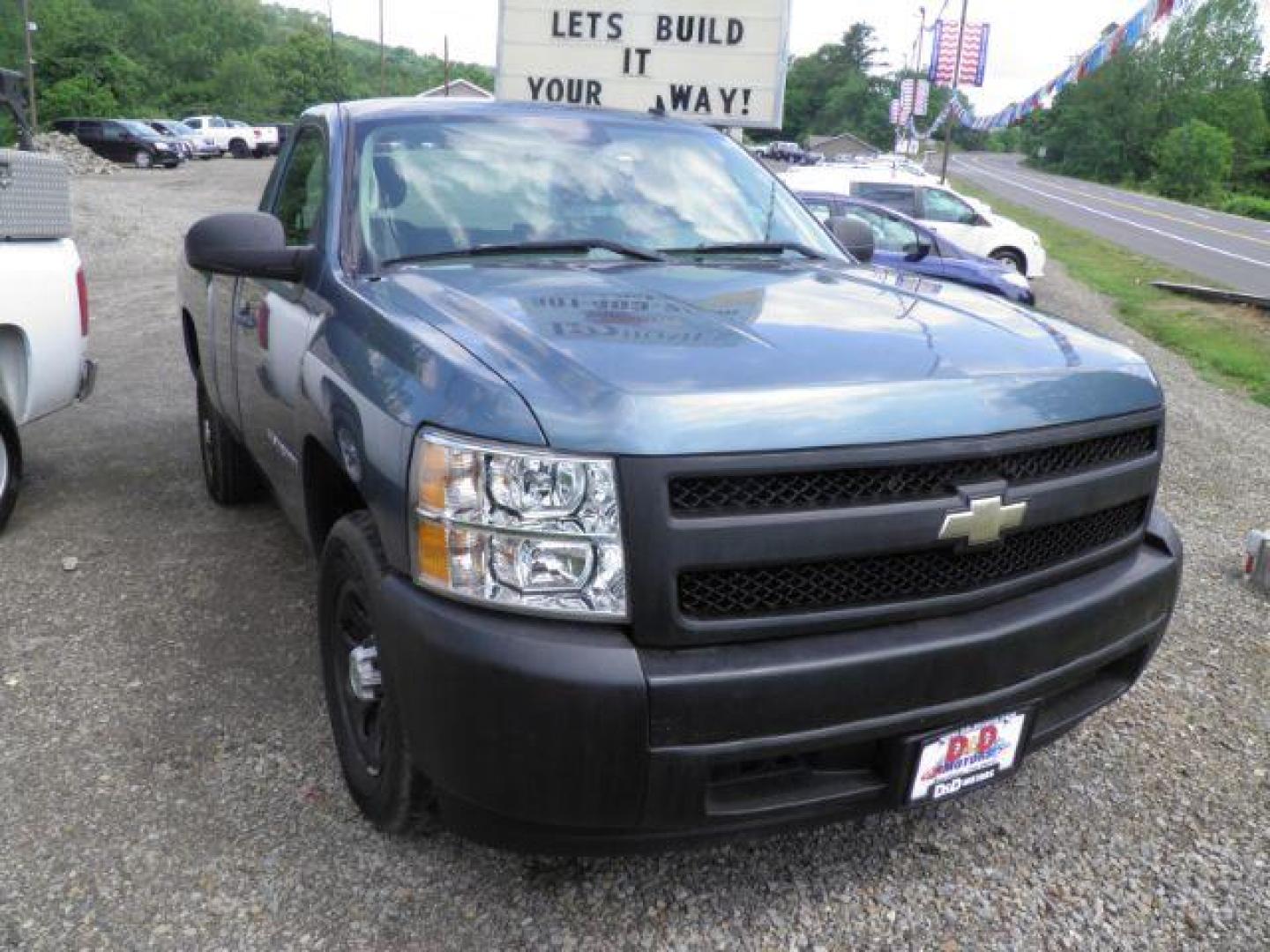 2008 BLUE Chevrolet Silverado 1500 Work Truck Std. Box 2WD (1GCEC14X38Z) with an 4.3 V6 engine, AT transmission, located at 19521 New George's Creek Rd SW, Barton, MD, 21521, (301) 463-2404, 39.524323, -79.017906 - Photo#0