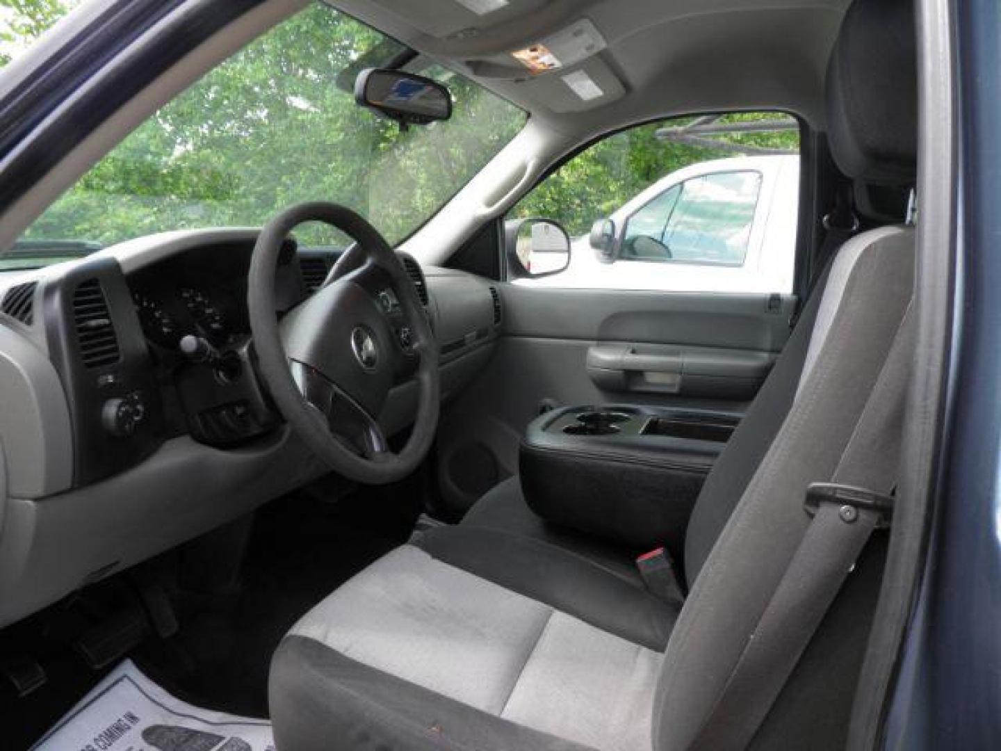 2008 BLUE Chevrolet Silverado 1500 Work Truck Std. Box 2WD (1GCEC14X38Z) with an 4.3 V6 engine, AT transmission, located at 19521 New George's Creek Rd SW, Barton, MD, 21521, (301) 463-2404, 39.524323, -79.017906 - Photo#1