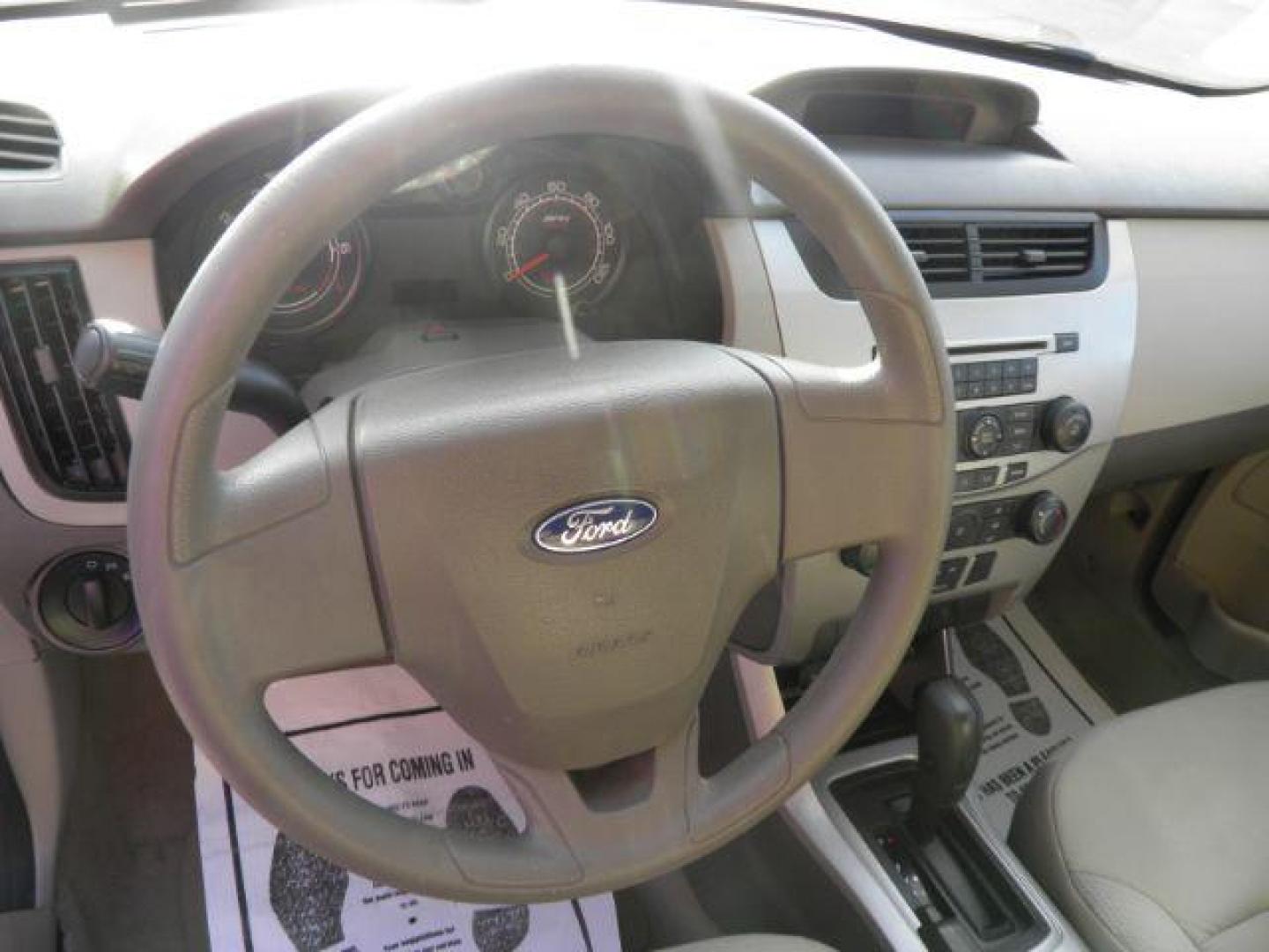 2008 WHITE FORD FOCUS S Sedan (1FAHP34NX8W) with an 2.0L L4 engine, AT transmission, located at 15520 McMullen Hwy SW, Belair, MD, 21502, (301) 729-3700, 39.581375, -78.846451 - Photo#2