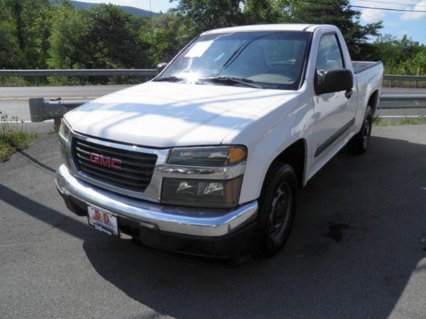 2008 WHITE GMC Canyon Work Truck 2WD (1GTCS14E688) with an 3.7L V6 engine, AT transmission, located at 15520 McMullen Hwy SW, Belair, MD, 21502, (301) 729-3700, 39.581375, -78.846451 - Photo#0