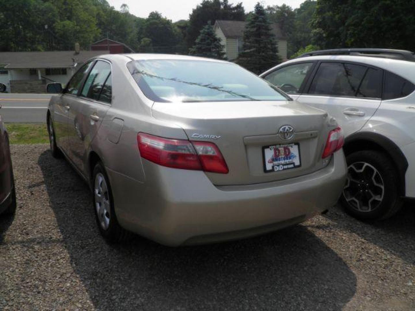 2008 GOLD Toyota Camry LE (4T1BE46K48U) with an 2.4L L4 engine, AT transmission, located at 15520 McMullen Hwy SW, Belair, MD, 21502, (301) 729-3700, 39.581375, -78.846451 - Photo#3