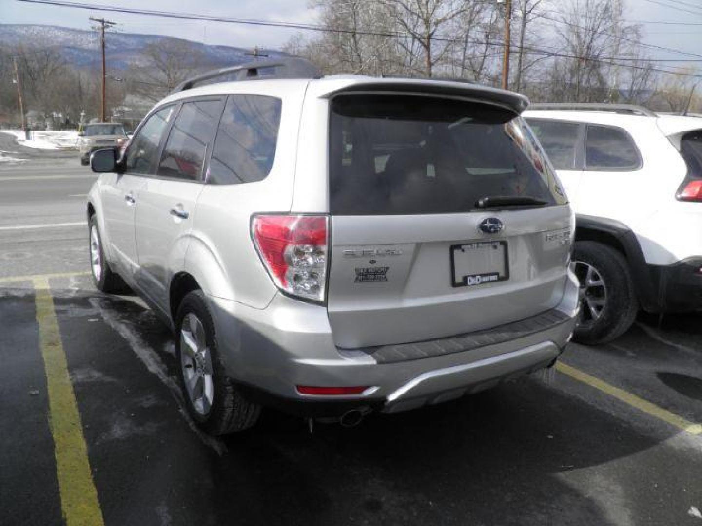 2009 SILVER SUBARU FORESTER 2.5XT Limited (JF2SH66609H) with an 2.5 L4 engine, AT transmission, located at 15520 McMullen Hwy SW, Belair, MD, 21502, (301) 729-3700, 39.581375, -78.846451 - Photo#3