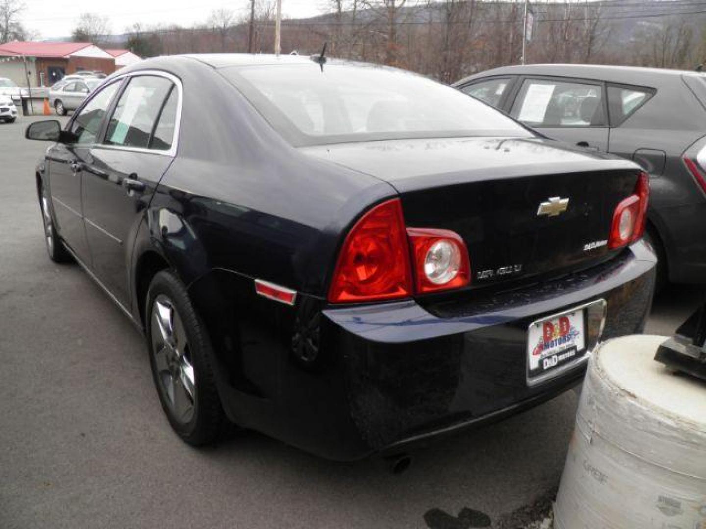 2010 BLUE Chevrolet Malibu 1LT (1G1ZC5EB6AF) with an 4 CYL engine, AT transmission, located at 15520 McMullen Hwy SW, Belair, MD, 21502, (301) 729-3700, 39.581375, -78.846451 - Photo#4