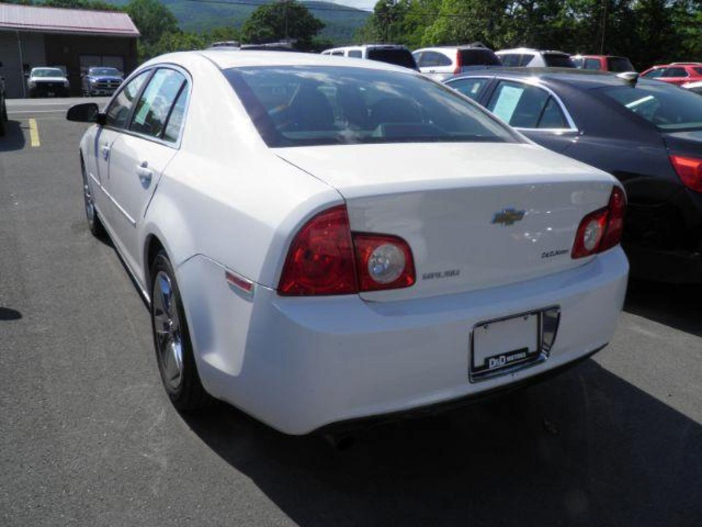 2010 WHITE Chevrolet Malibu 1LT (1G1ZC5EB1AF) with an 2.4L L4 engine, AT transmission, located at 15520 McMullen Hwy SW, Belair, MD, 21502, (301) 729-3700, 39.581375, -78.846451 - Photo#4