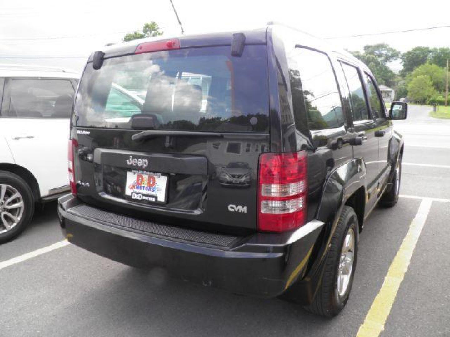 2010 BLACK Jeep Liberty Sport 4WD (1J4PN2GK3AW) with an 3.7L V6 engine, AT transmission, located at 15520 McMullen Hwy SW, Belair, MD, 21502, (301) 729-3700, 39.581375, -78.846451 - Photo#5