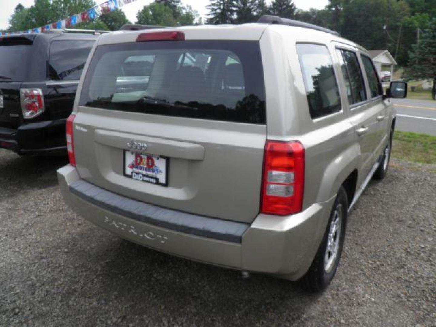 2010 TAN JEEP PATRIOT Sport 2WD (1J4NT2GB4AD) with an 2.4L L4 engine, AT transmission, located at 15520 McMullen Hwy SW, Belair, MD, 21502, (301) 729-3700, 39.581375, -78.846451 - Photo#5