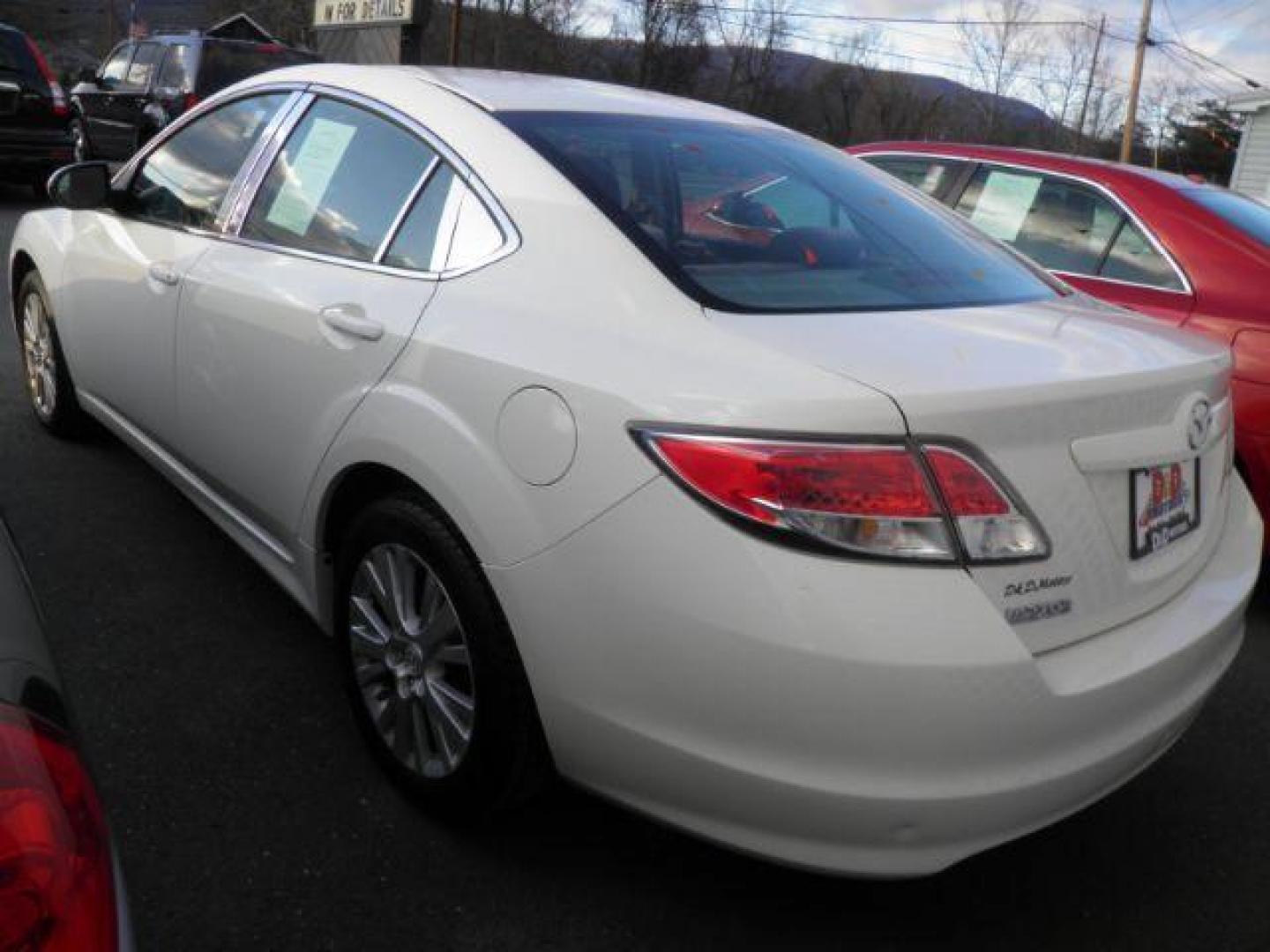 2010 WHITE MAZDA 6 I Grand Touring (1YVHZ8CH5A5) with an 2.5 L4 engine, AT transmission, located at 15520 McMullen Hwy SW, Belair, MD, 21502, (301) 729-3700, 39.581375, -78.846451 - Photo#4