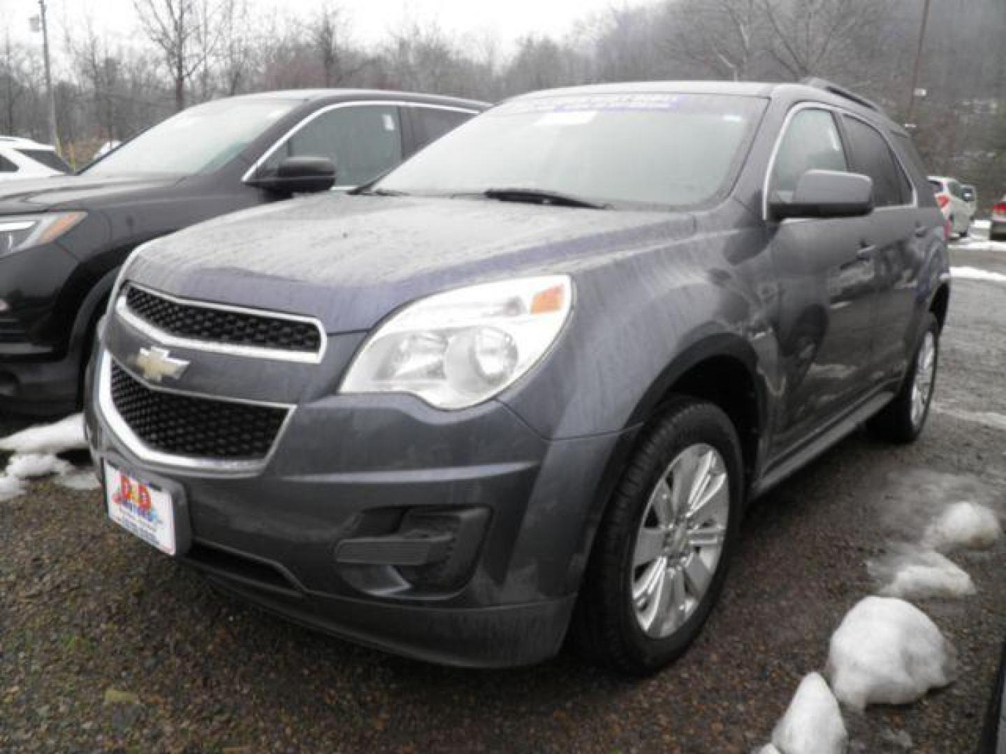 2011 GRAY Chevrolet Equinox 1LT 2WD (2CNFLDE50B6) with an 3.0 V6 engine, AT transmission, located at 19521 New George's Creek Rd SW, Barton, MD, 21521, (301) 463-2404, 39.524323, -79.017906 - Photo#0