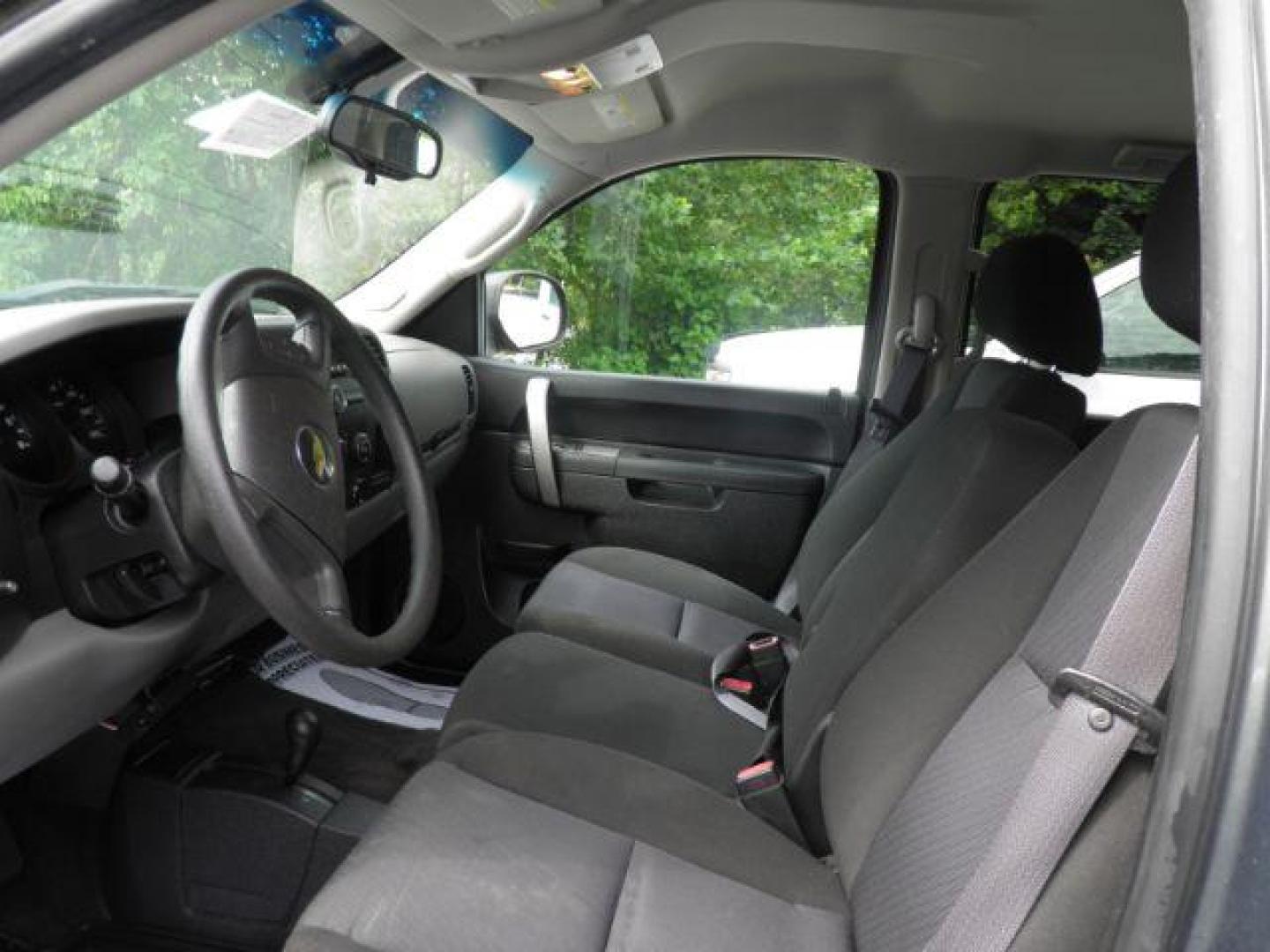 2011 GRAY Chevrolet Silverado 1500 LS Crew Cab Short Box 4WD (3GCPKREA5BG) with an 4.8L V8 engine, AT transmission, located at 19521 New George's Creek Rd SW, Barton, MD, 21521, (301) 463-2404, 39.524323, -79.017906 - Photo#1