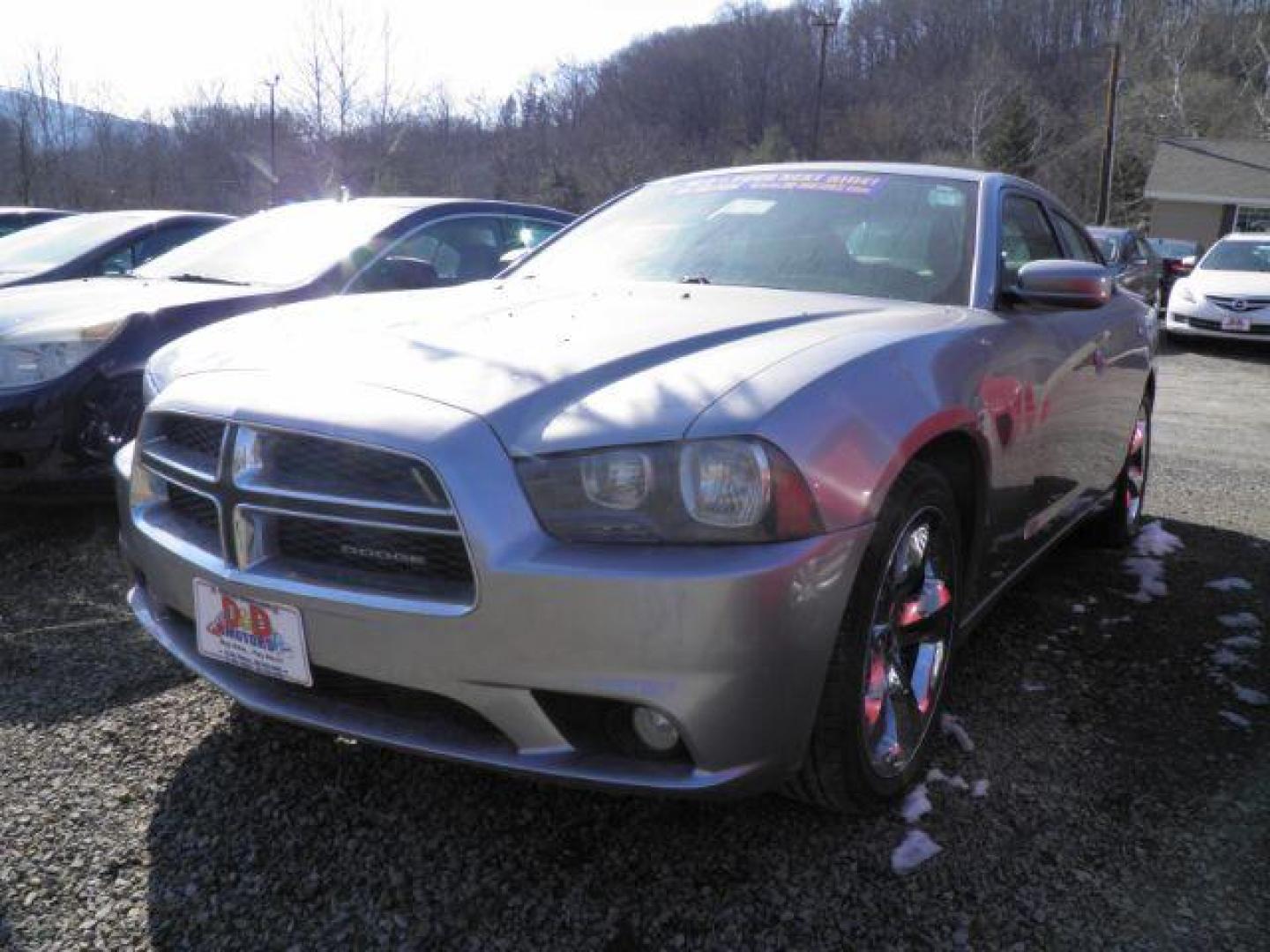 2011 SILVER Dodge Charger SE (2B3CL3CG0BH) with an 3.6l V6 engine, AT transmission, located at 19521 New George's Creek Rd SW, Barton, MD, 21521, (301) 463-2404, 39.524323, -79.017906 - Photo#0