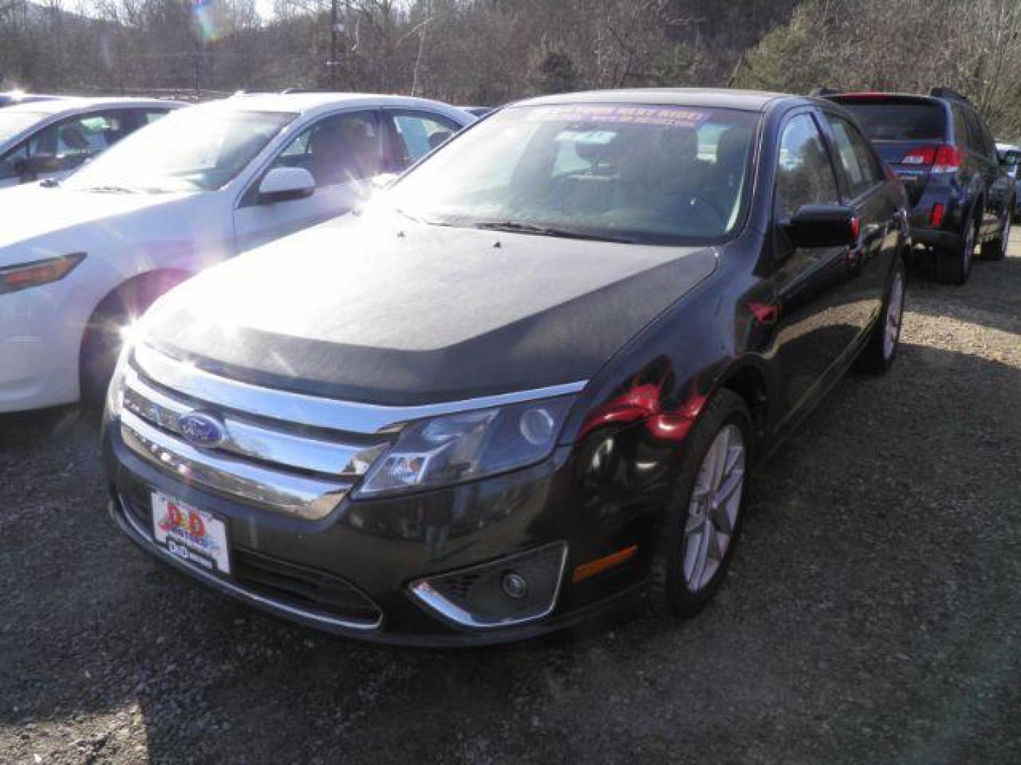 2011 BLACK Ford Fusion V6 SEL (3FAHP0JG2BR) with an 3.0l V6 engine, AT transmission, located at 19521 New George's Creek Rd SW, Barton, MD, 21521, (301) 463-2404, 39.524323, -79.017906 - Photo#0