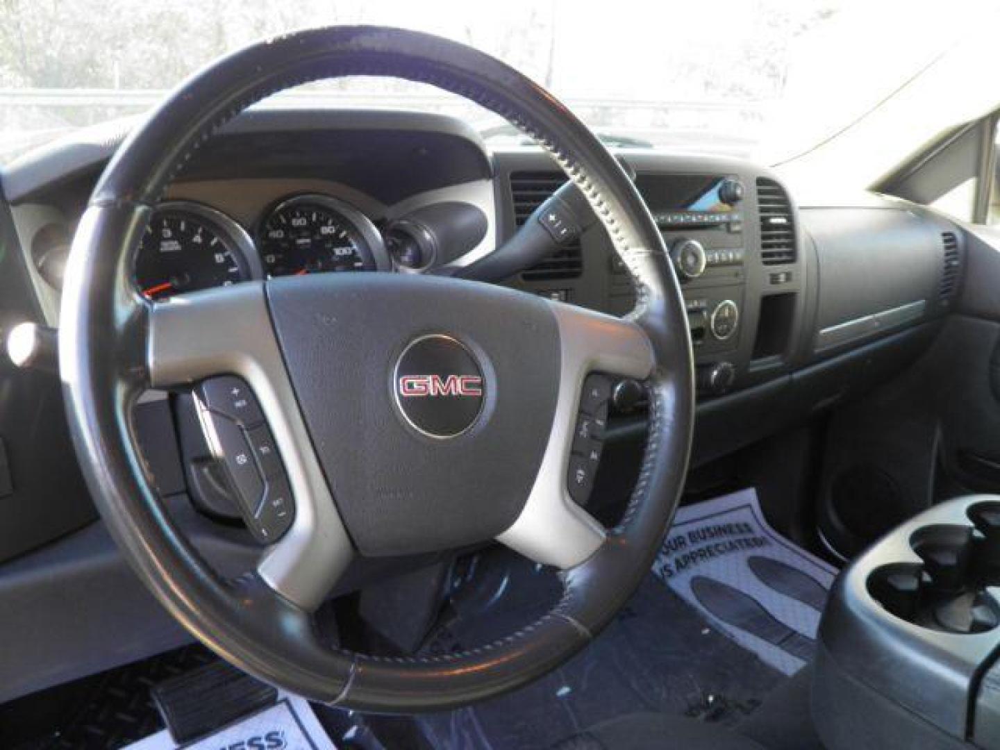 2011 SILVER GMC SIERRA 1500 SLE Crew Cab 4WD (3GTP2VE37BG) with an 5.3L V8 engine, AT transmission, located at 15520 McMullen Hwy SW, Belair, MD, 21502, (301) 729-3700, 39.581375, -78.846451 - Photo#2