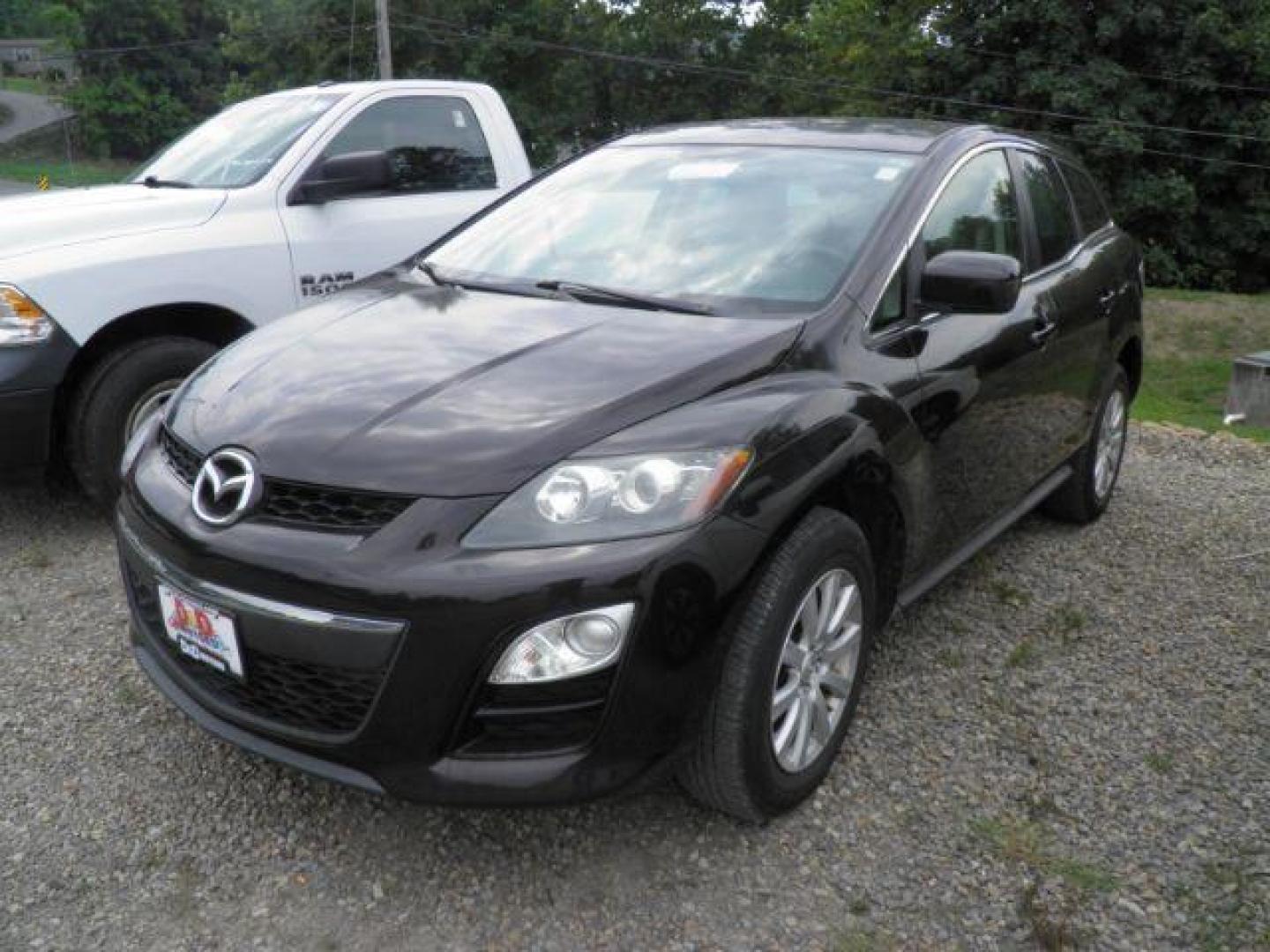 2011 BLACK Mazda CX-7 i Sport (JM3ER2BM1B0) with an 2.5 L4 engine, AT transmission, located at 19521 New George's Creek Rd SW, Barton, MD, 21521, (301) 463-2404, 39.524323, -79.017906 - Photo#0