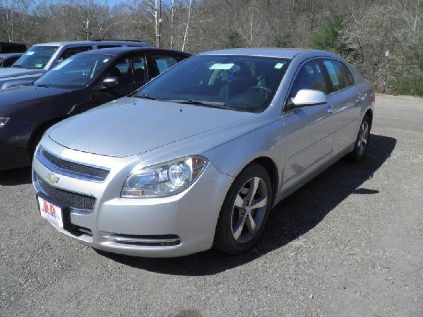 2012 SILVER Chevrolet Malibu 1LT (1G1ZC5E09CF) with an 2.4L L4 engine, AT transmission, located at 19521 New George's Creek Rd SW, Barton, MD, 21521, (301) 463-2404, 39.524323, -79.017906 - Photo#0