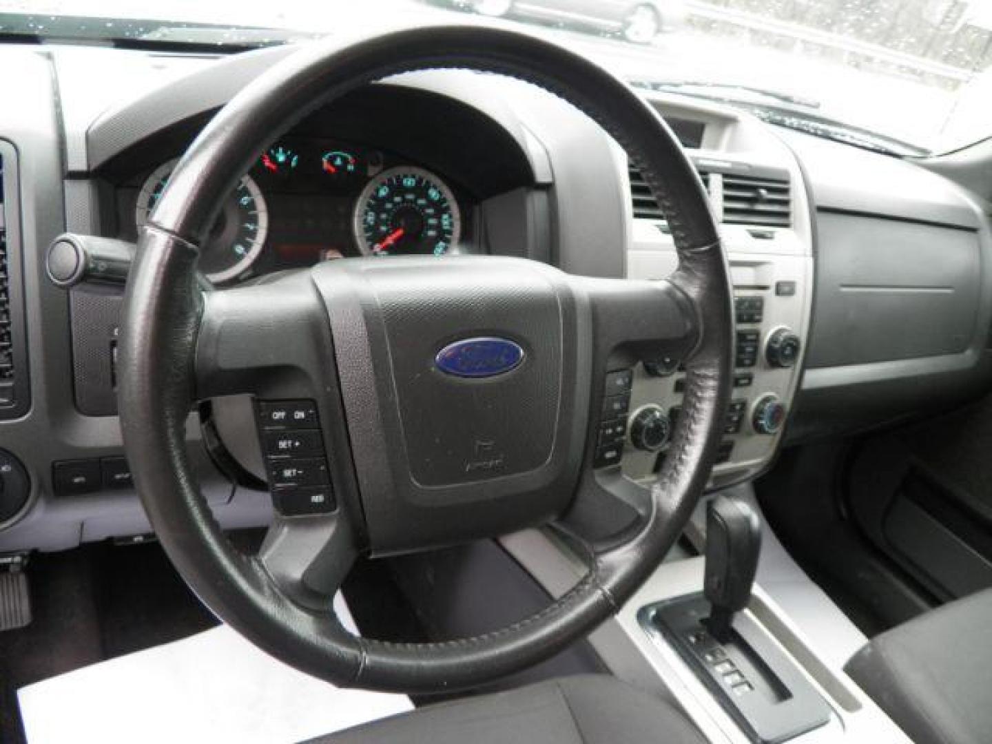 2012 BLUE Ford Escape XLT 4WD (1FMCU9D74CK) with an 2.5 L4 engine, AT transmission, located at 15520 McMullen Hwy SW, Belair, MD, 21502, (301) 729-3700, 39.581375, -78.846451 - Photo#2