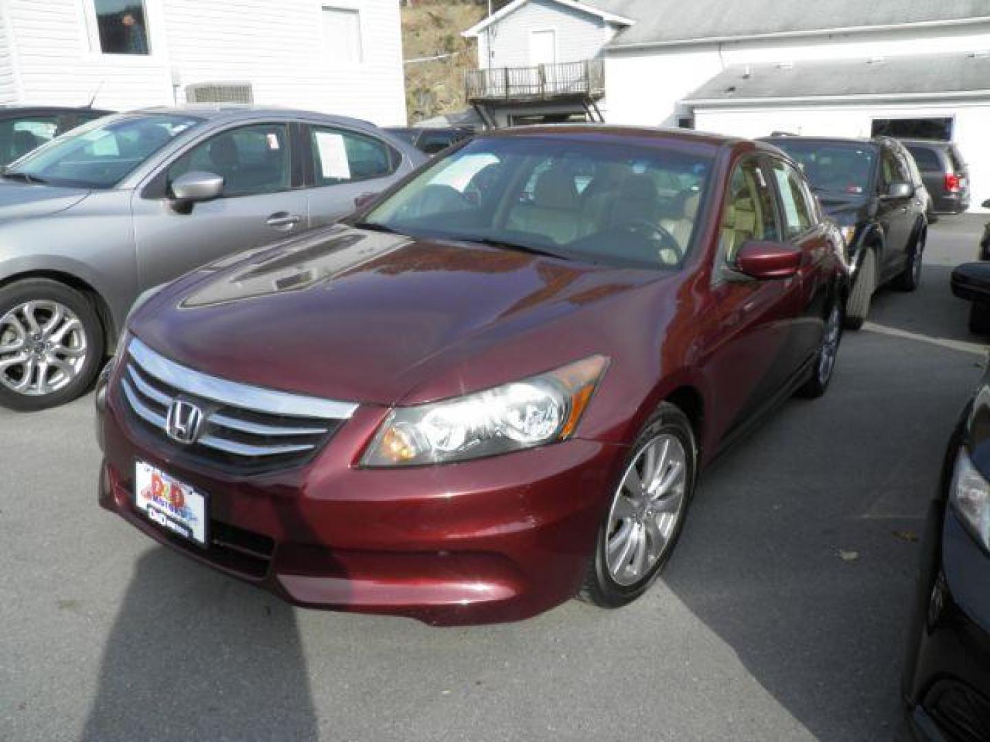 2012 RED HONDA ACCORD EX-L Sedan AT (1HGCP2F86CA) with an 2.4L L4 engine, AT transmission, located at 19521 New George's Creek Rd SW, Barton, MD, 21521, (301) 463-2404, 39.524323, -79.017906 - Photo#0