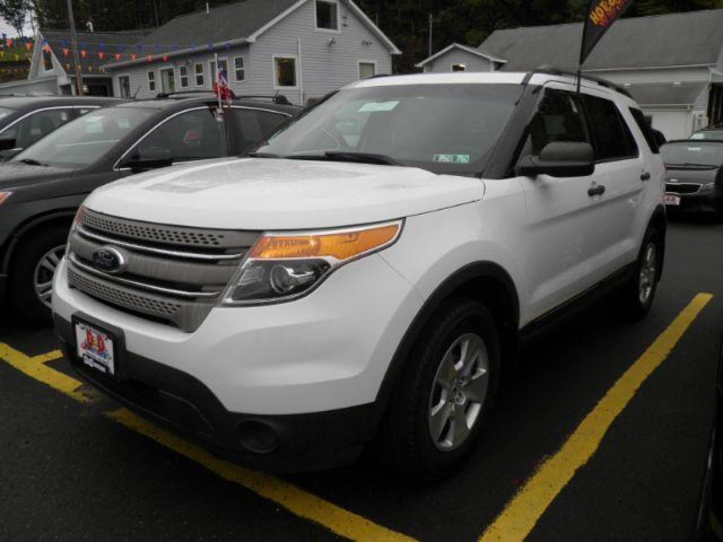 2013 WHITE FORD EXPLORER Base 4WD (1FM5K8B81DG) with an 3.5L V6 engine, AT transmission, located at 15520 McMullen Hwy SW, Belair, MD, 21502, (301) 729-3700, 39.581375, -78.846451 - Photo#0