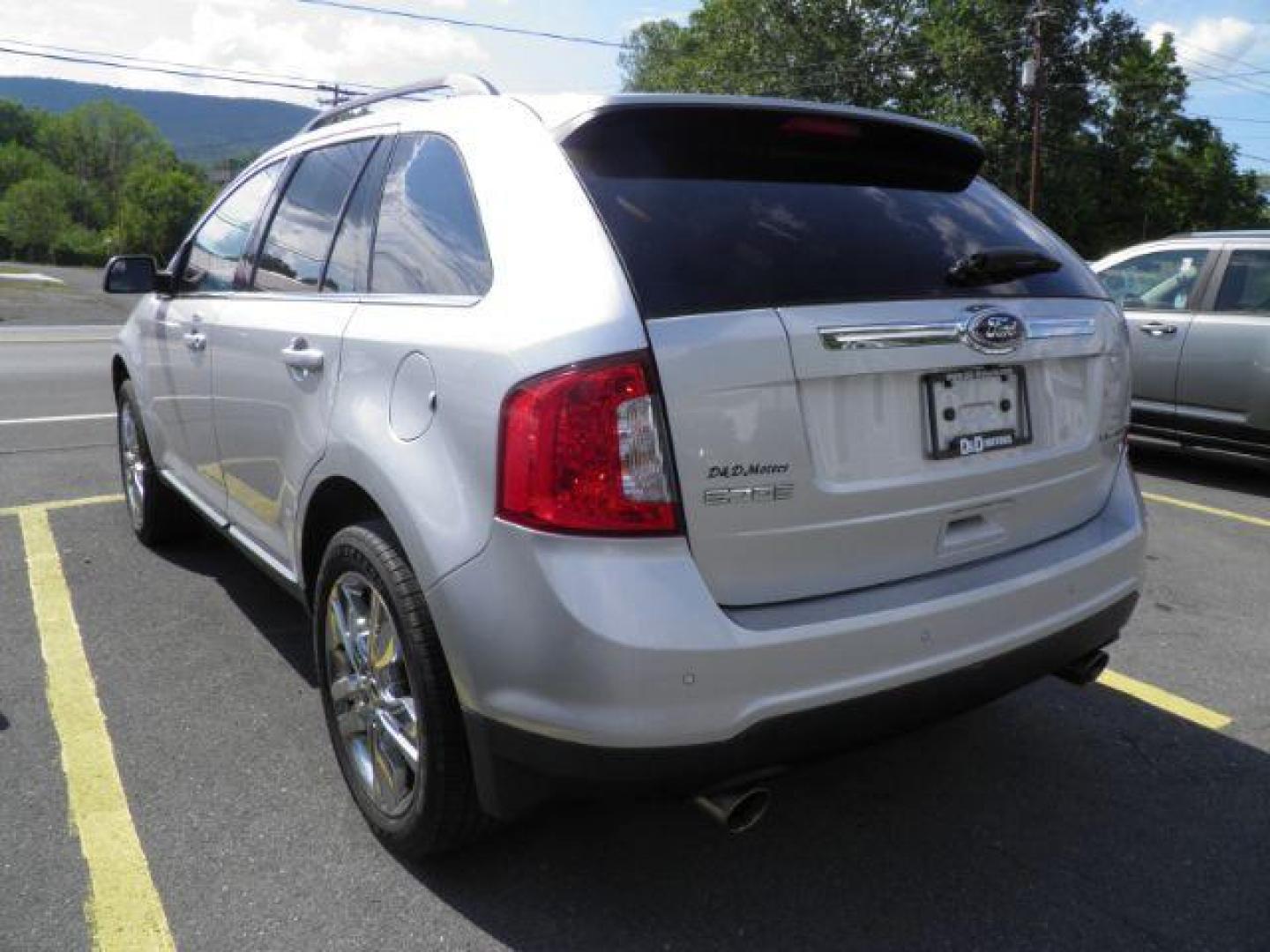 2013 SILVER Ford Edge Limited AWD (2FMDK4KC7DB) with an 3.5L V6 engine, AT transmission, located at 15520 McMullen Hwy SW, Belair, MD, 21502, (301) 729-3700, 39.581375, -78.846451 - Photo#6