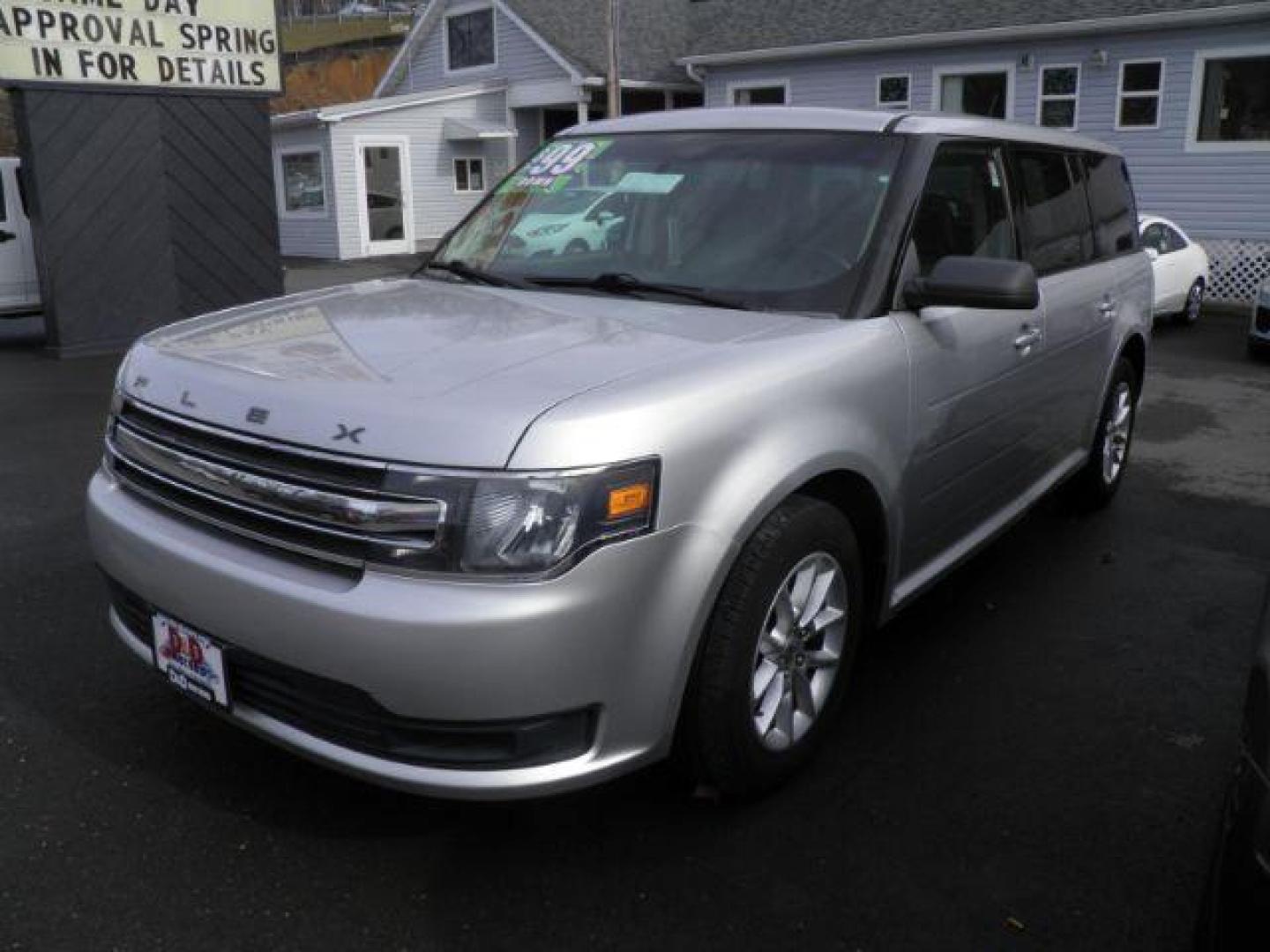 2013 SILVER Ford Flex SE FWD (2FMGK5B81DB) with an 3.5L V6 engine, AT transmission, located at 15520 McMullen Hwy SW, Belair, MD, 21502, (301) 729-3700, 39.581375, -78.846451 - Photo#0