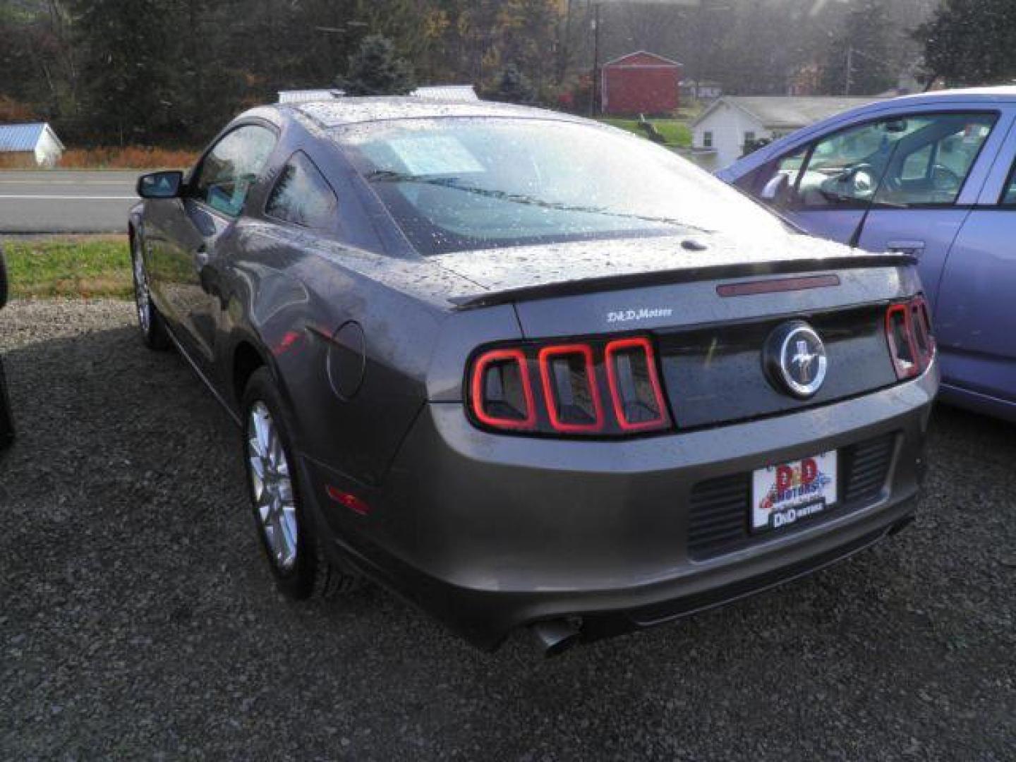 2013 GRAY Ford Mustang V6 Coupe (1ZVBP8AM0D5) with an 3.7L V6 engine, AT transmission, located at 19521 New George's Creek Rd SW, Barton, MD, 21521, (301) 463-2404, 39.524323, -79.017906 - Photo#4