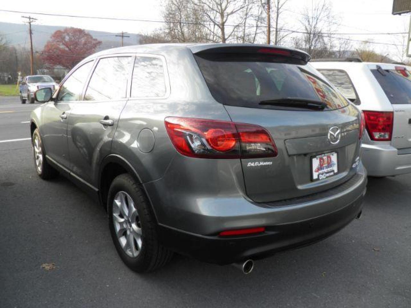 2013 GRAY Mazda CX-9 Touring AWD (JM3TB3CVXD0) with an 3.7L V6 engine, AT transmission, located at 15520 McMullen Hwy SW, Belair, MD, 21502, (301) 729-3700, 39.581375, -78.846451 - Photo#6