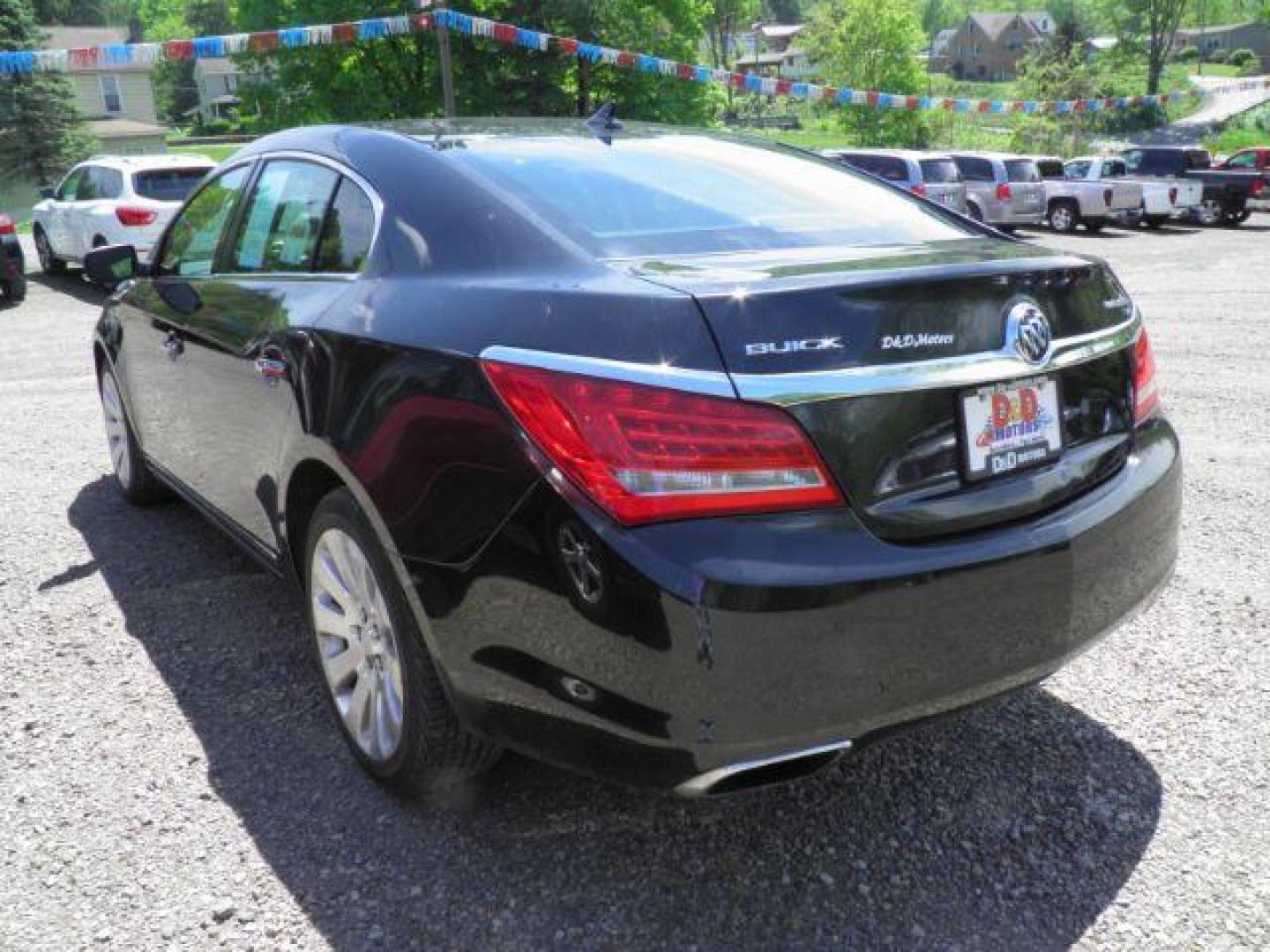 2014 BLACK Buick LaCrosse Leather Package AWD (1G4GC5G31EF) with an 3.6L V6 engine, AT transmission, located at 19521 New George's Creek Rd SW, Barton, MD, 21521, (301) 463-2404, 39.524323, -79.017906 - Photo#4