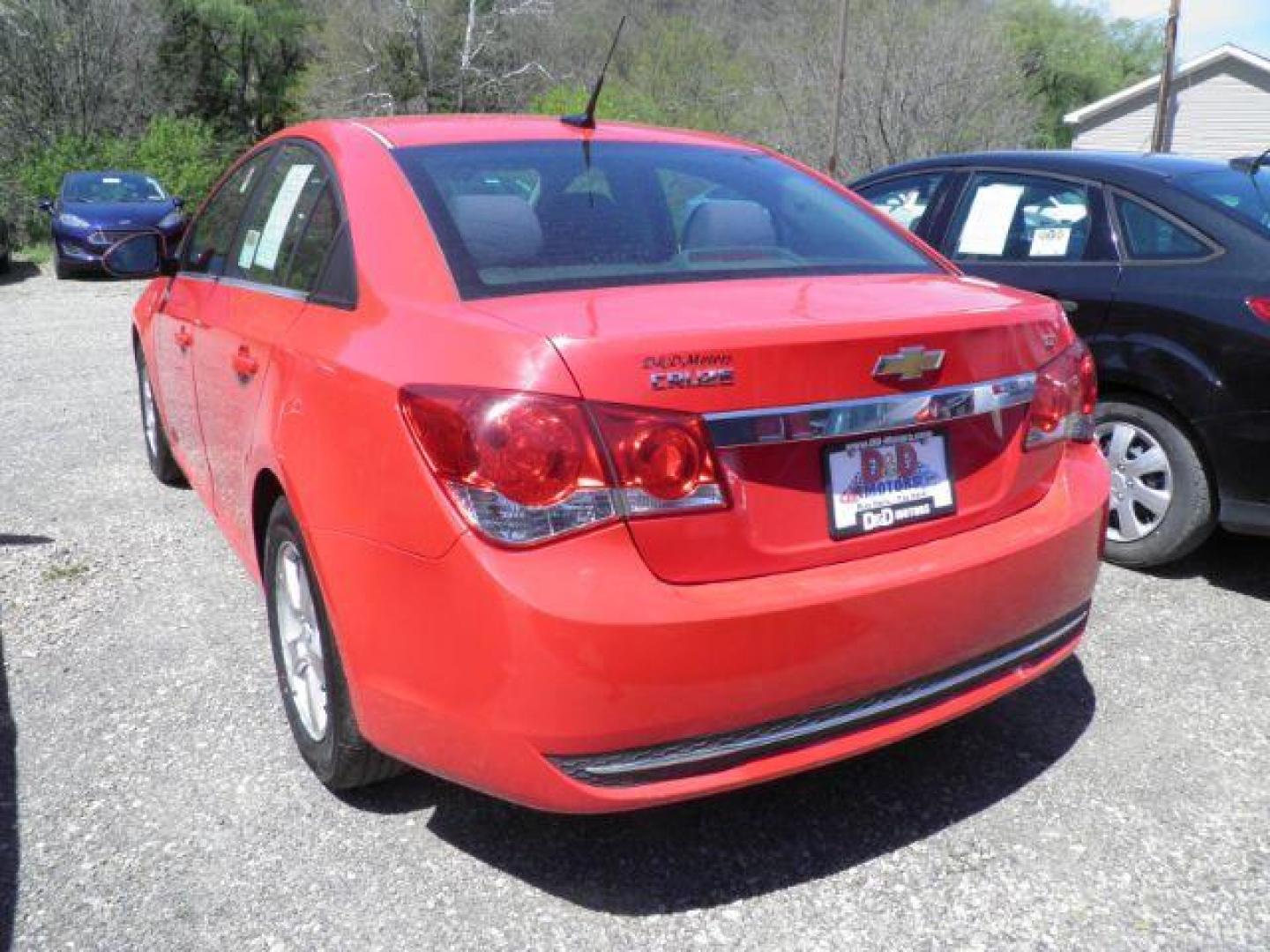 2014 RED Chevrolet Cruze 1LT Auto (1G1PC5SB4E7) with an 1.4l L4T engine, AT transmission, located at 19521 New George's Creek Rd SW, Barton, MD, 21521, (301) 463-2404, 39.524323, -79.017906 - Photo#4