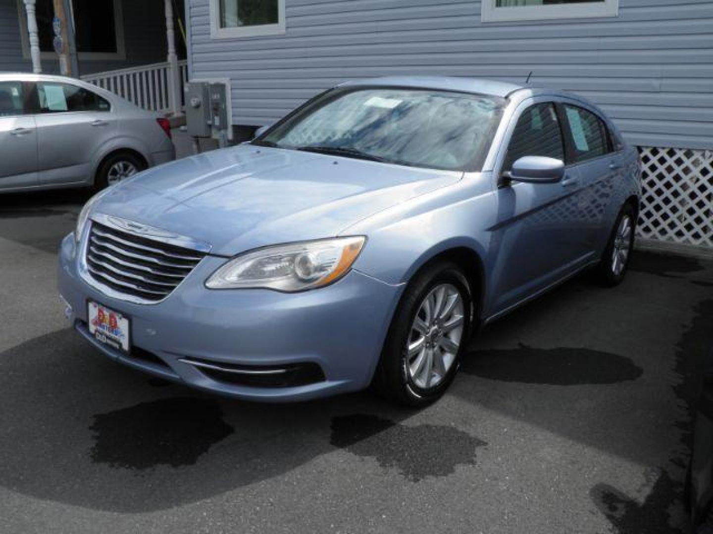 2014 BLUE Chrysler 200 Touring (1C3CCBBB0EN) with an 4 engine, AT transmission, located at 15520 McMullen Hwy SW, Belair, MD, 21502, (301) 729-3700, 39.581375, -78.846451 - Photo#0