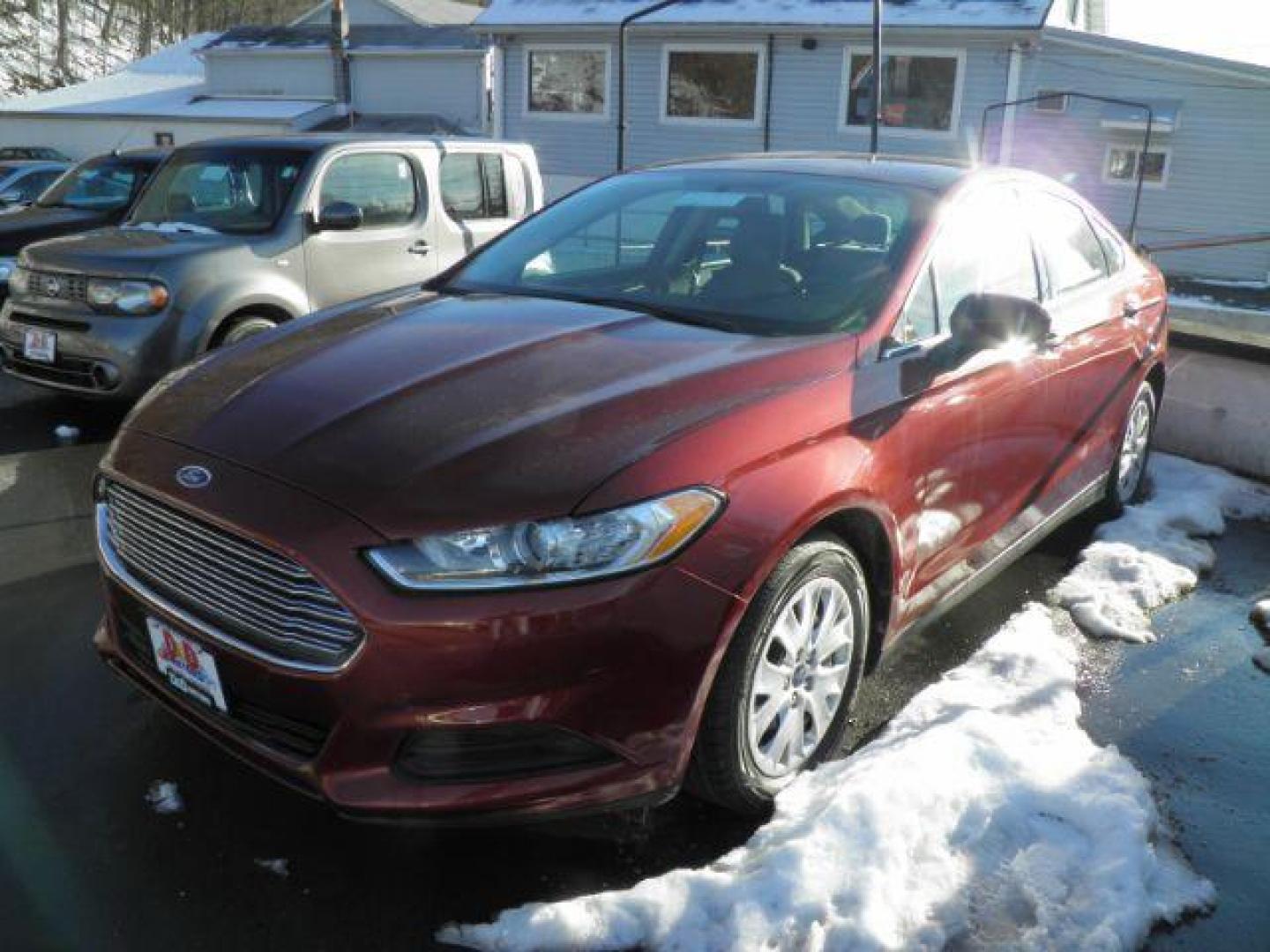 2014 MAROON FORD FUSION S (3FA6P0G79ER) with an 2.5 L4 engine, AT transmission, located at 15520 McMullen Hwy SW, Belair, MD, 21502, (301) 729-3700, 39.581375, -78.846451 - Photo#0