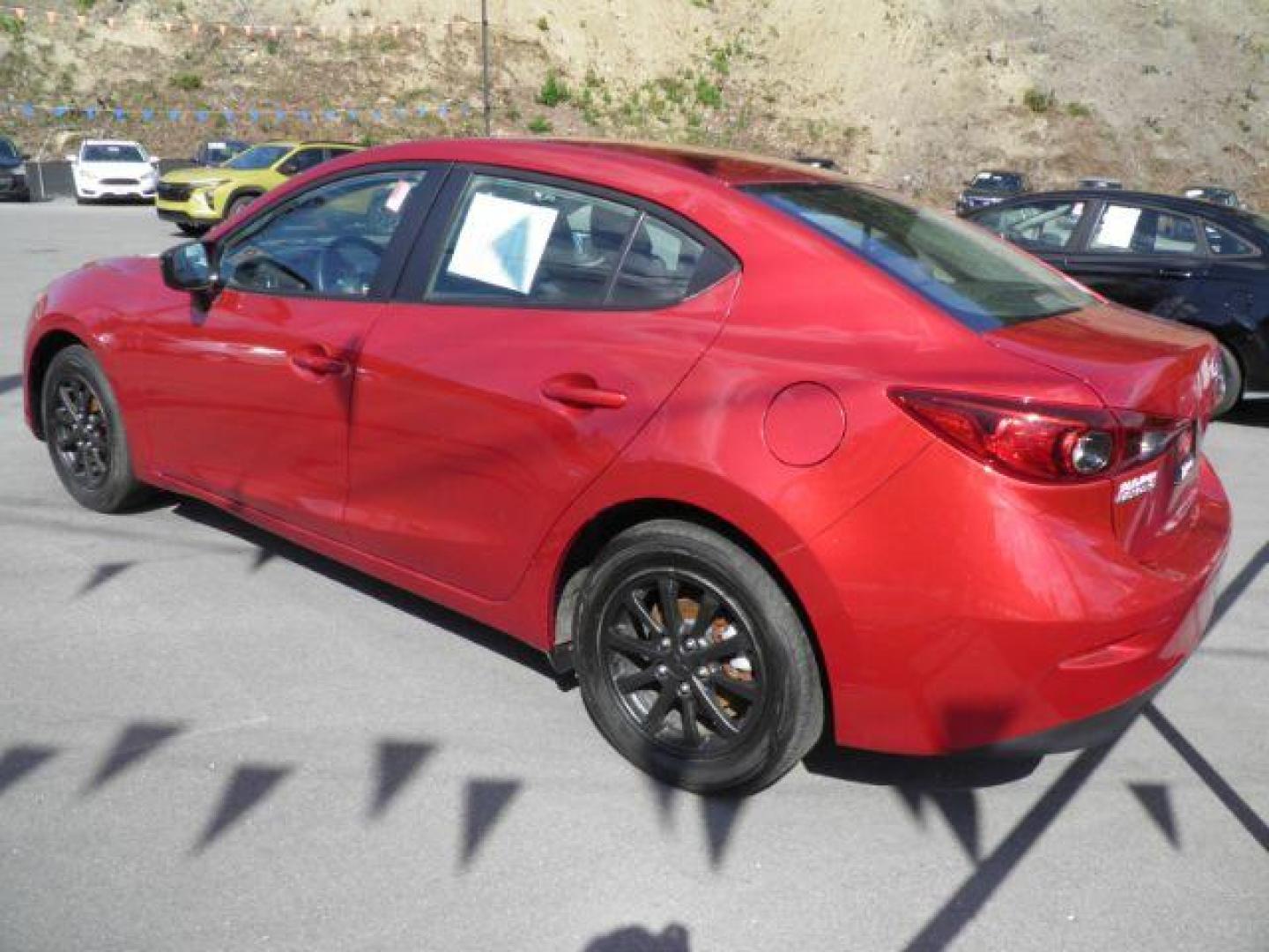 2014 RED MAZDA 3 i SV (JM1BM1T79E1) with an 2.0l L4 engine, MAN transmission, located at 15520 McMullen Hwy SW, Belair, MD, 21502, (301) 729-3700, 39.581375, -78.846451 - Photo#4