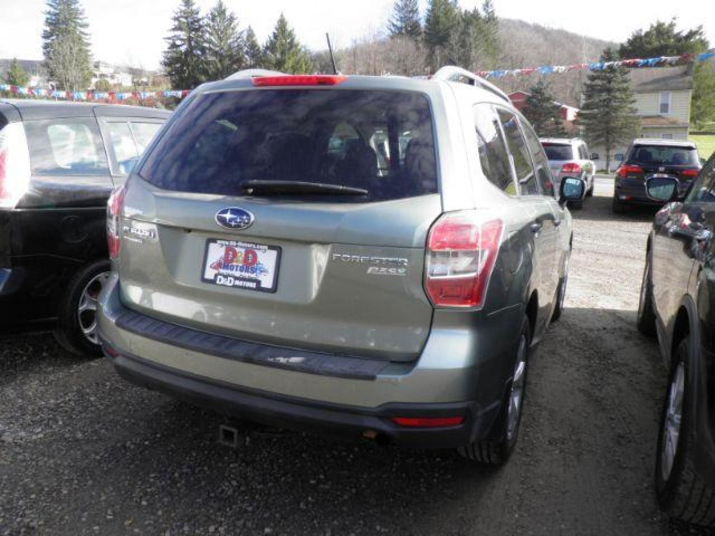 2014 GRAY Subaru Forester 2.5i Premium (JF2SJACC6EG) with an 2.5 L4 engine, 6SP transmission, located at 19521 New George's Creek Rd SW, Barton, MD, 21521, (301) 463-2404, 39.524323, -79.017906 - Photo#5