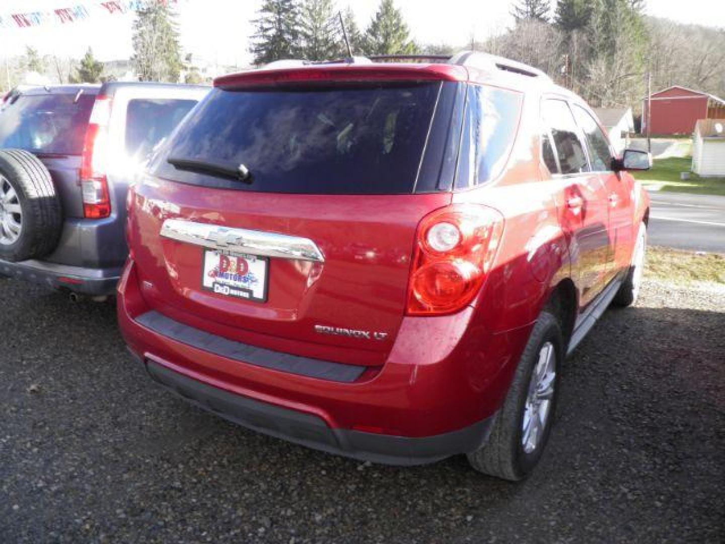 2015 RED Chevrolet Equinox 1LT AWD (2GNFLFEKXF6) with an 2.4L L4 engine, AT transmission, located at 19521 New George's Creek Rd SW, Barton, MD, 21521, (301) 463-2404, 39.524323, -79.017906 - Photo#5