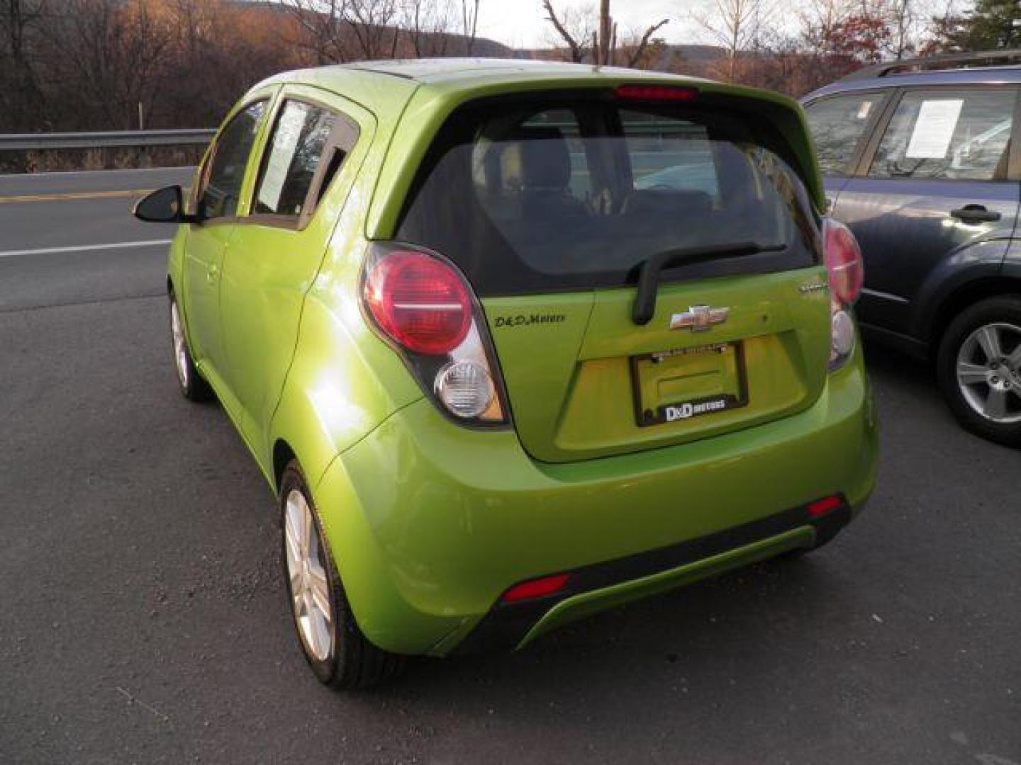 2015 GREEN Chevrolet Spark LS Manual (KL8CA6S9XFC) with an 1.2l L4 engine, 5SP transmission, located at 19521 New George's Creek Rd SW, Barton, MD, 21521, (301) 463-2404, 39.524323, -79.017906 - Photo#5