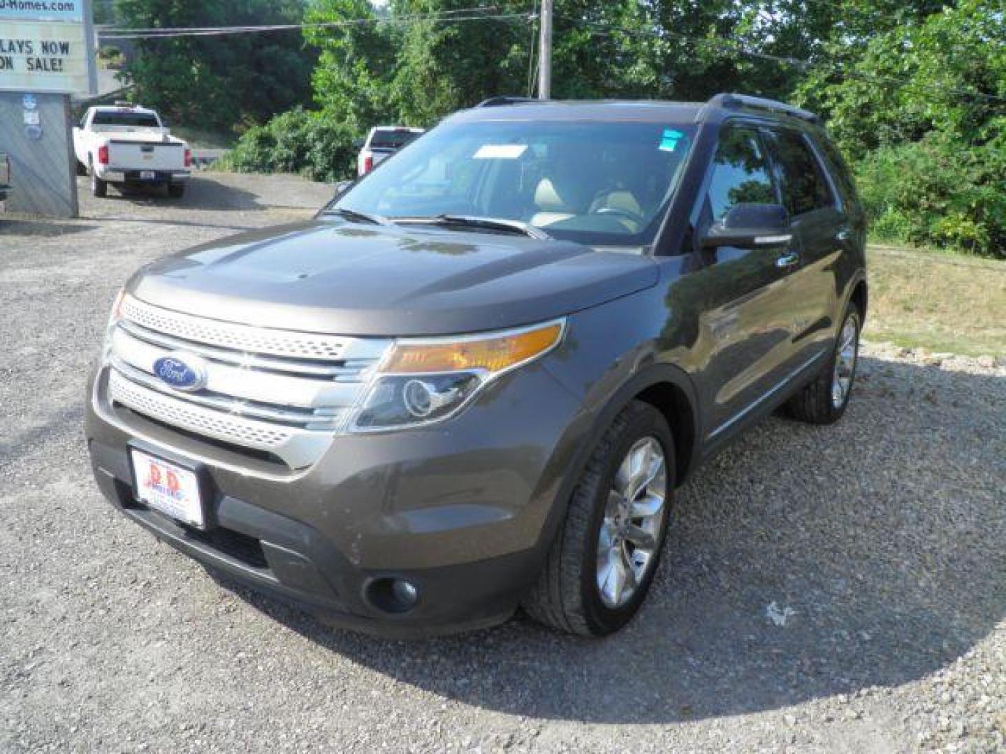 2015 BROWN Ford Explorer SUV (1FM5K8D83FG) with an 3.5L V6 engine, AT transmission, located at 15520 McMullen Hwy SW, Belair, MD, 21502, (301) 729-3700, 39.581375, -78.846451 - Photo#0