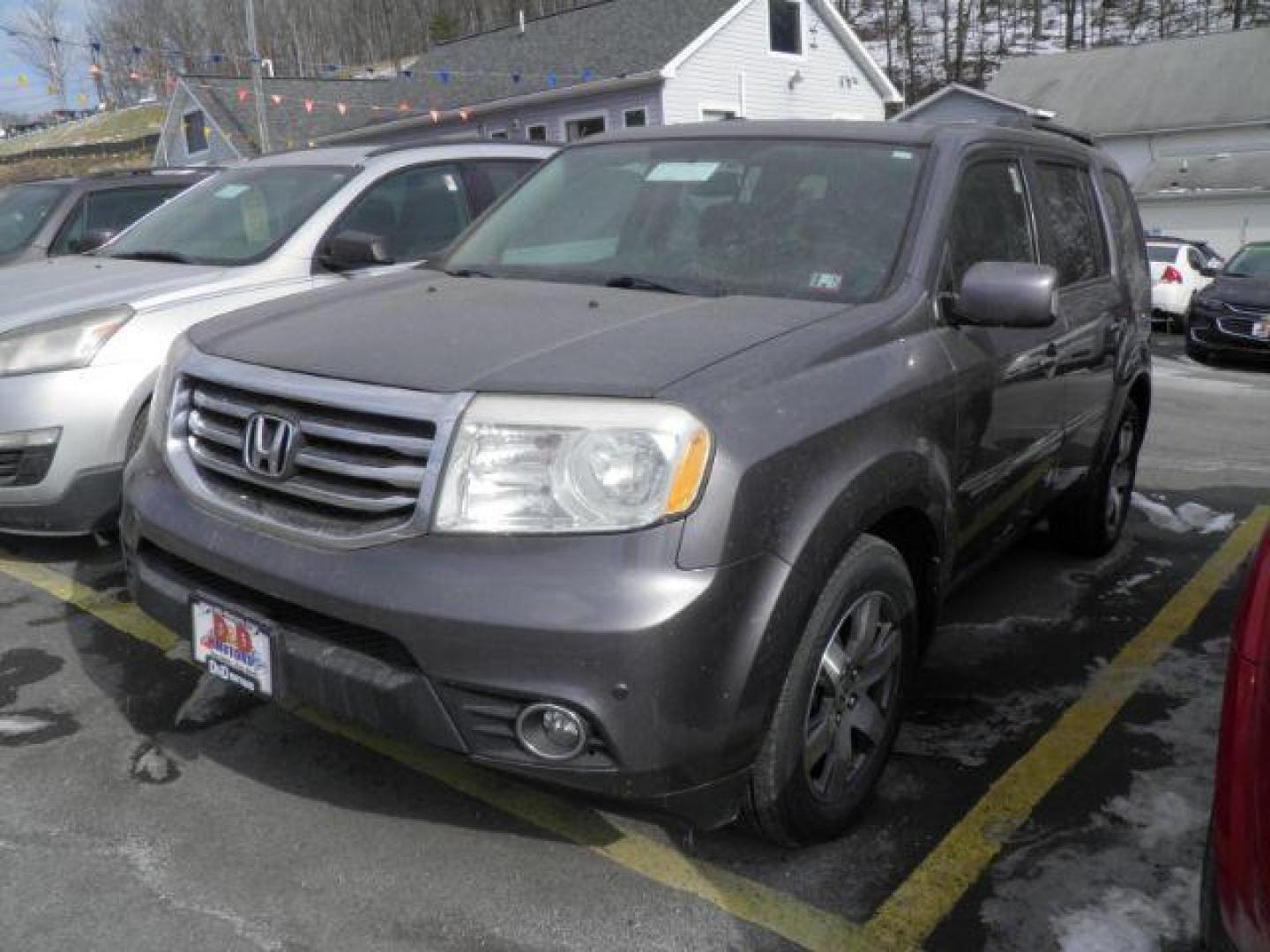 2015 GRAY HONDA PILOT TRG (5FNYF4H98FB) with an 3.5L V6 engine, AT transmission, located at 15520 McMullen Hwy SW, Belair, MD, 21502, (301) 729-3700, 39.581375, -78.846451 - Photo#0