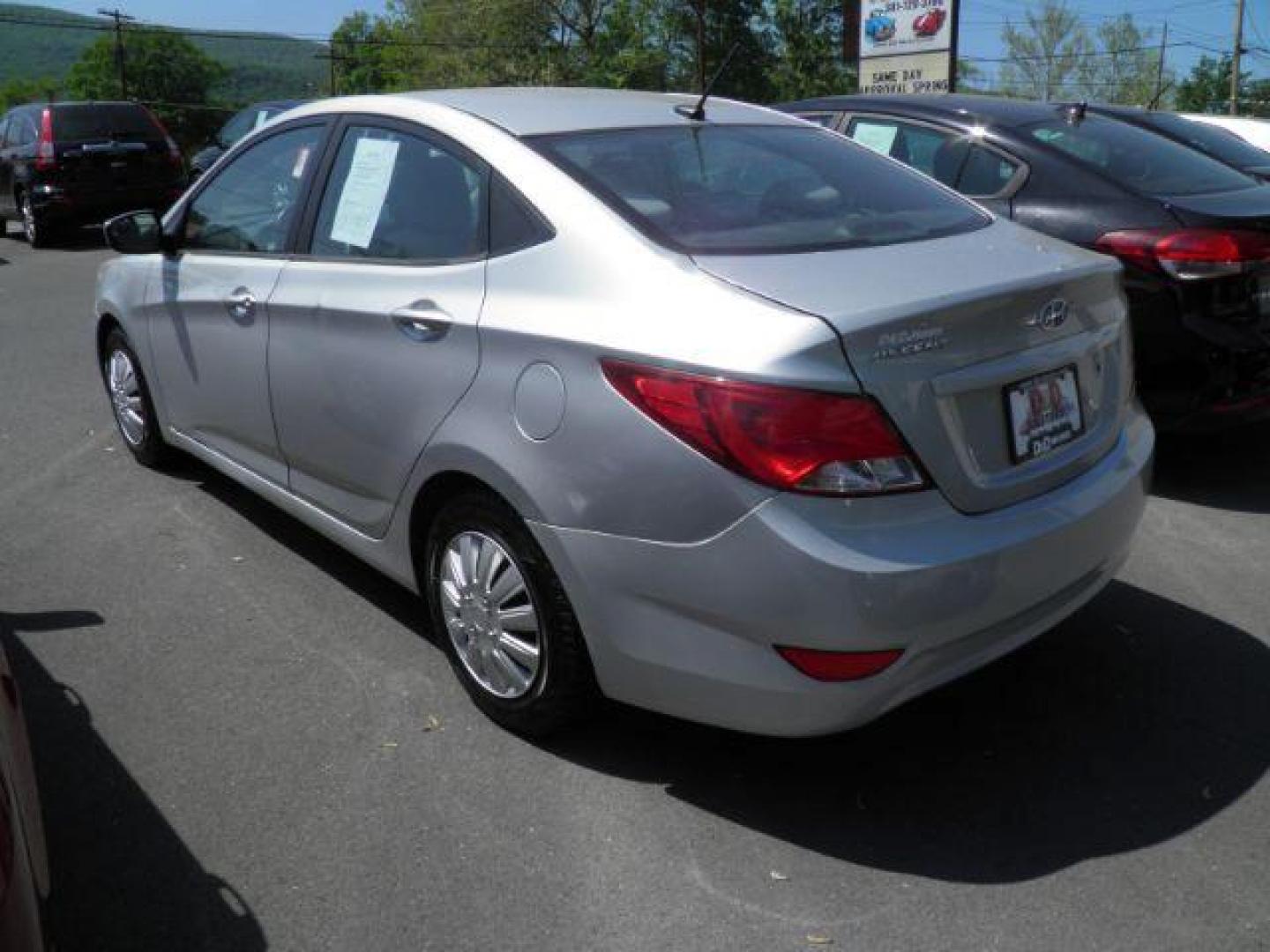 2015 SILVER HYUNDAI ACCENT GLS 4-Door 6A (KMHCT4AEXFU) with an 1.6l L4 engine, AT transmission, located at 15520 McMullen Hwy SW, Belair, MD, 21502, (301) 729-3700, 39.581375, -78.846451 - Photo#3