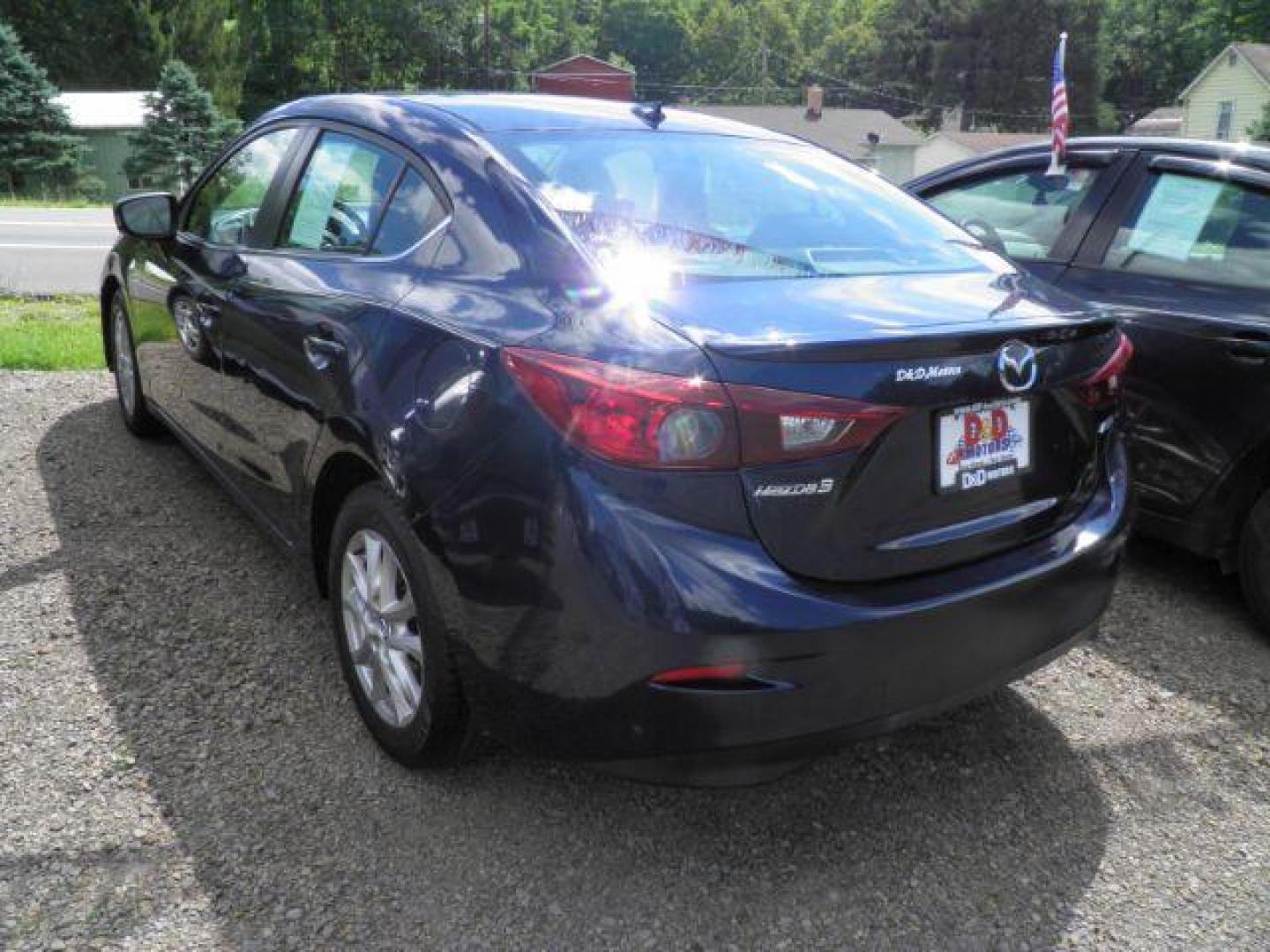 2015 BLUE Mazda MAZDA3 i Touring AT 4-Door (3MZBM1V74FM) with an 2.0L L4 engine, AT transmission, located at 19521 New George's Creek Rd SW, Barton, MD, 21521, (301) 463-2404, 39.524323, -79.017906 - Photo#3