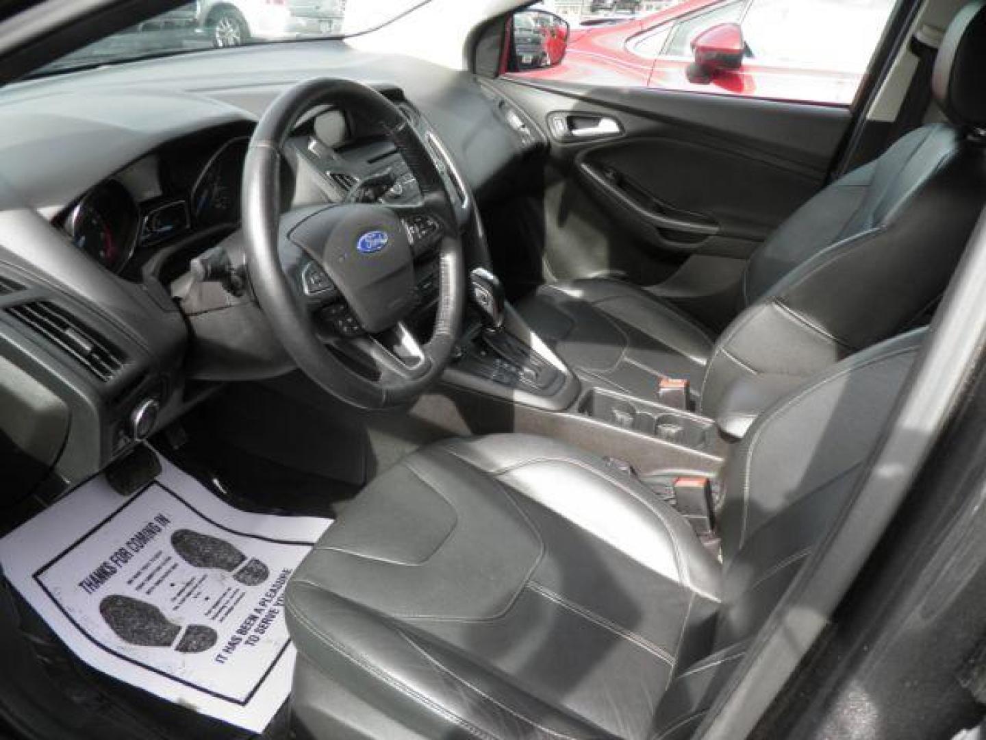 2016 GRAY Ford Focus SE Hatch (1FADP3K27GL) with an 2.0L L4 engine, AT transmission, located at 19521 New George's Creek Rd SW, Barton, MD, 21521, (301) 463-2404, 39.524323, -79.017906 - Photo#1