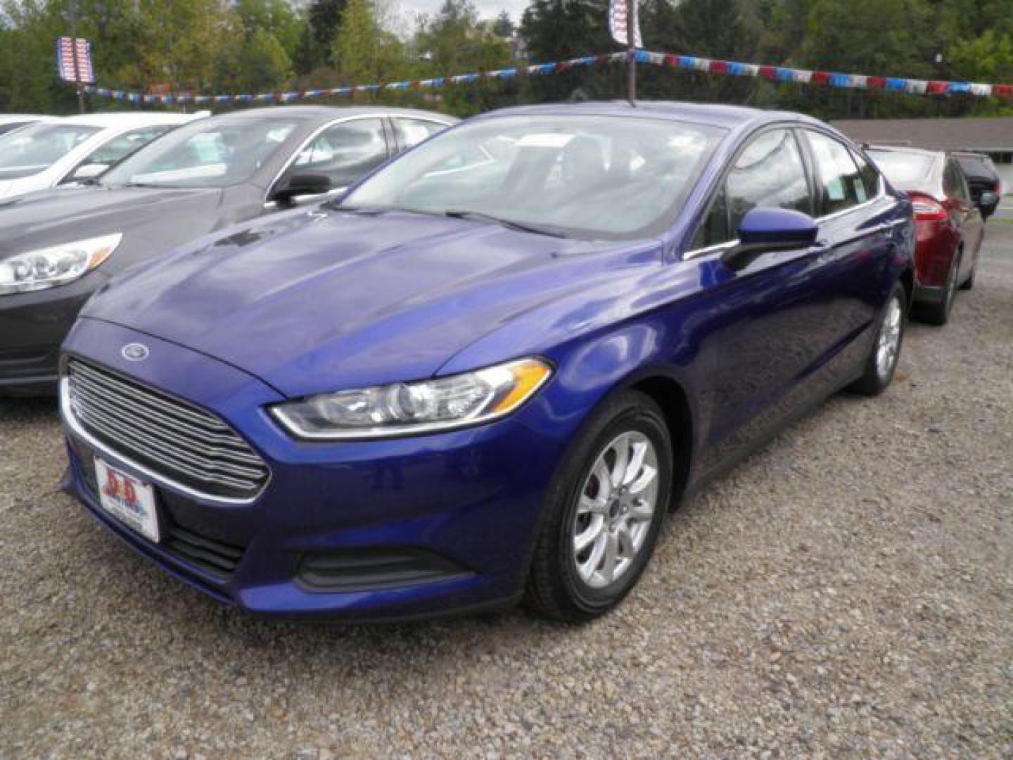 2016 BLUE Ford Fusion S (3FA6P0G79GR) with an 2.5 L4 engine, AT transmission, located at 19521 New George's Creek Rd SW, Barton, MD, 21521, (301) 463-2404, 39.524323, -79.017906 - Photo#0