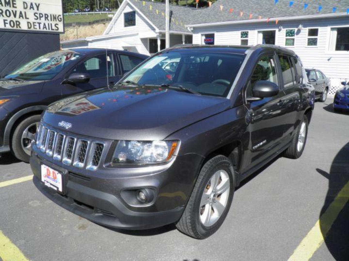 2016 GRAY JEEP COMPASS Sport 4WD (1C4NJDBB6GD) with an 2.4L L4 engine, AT transmission, located at 15520 McMullen Hwy SW, Belair, MD, 21502, (301) 729-3700, 39.581375, -78.846451 - Photo#0