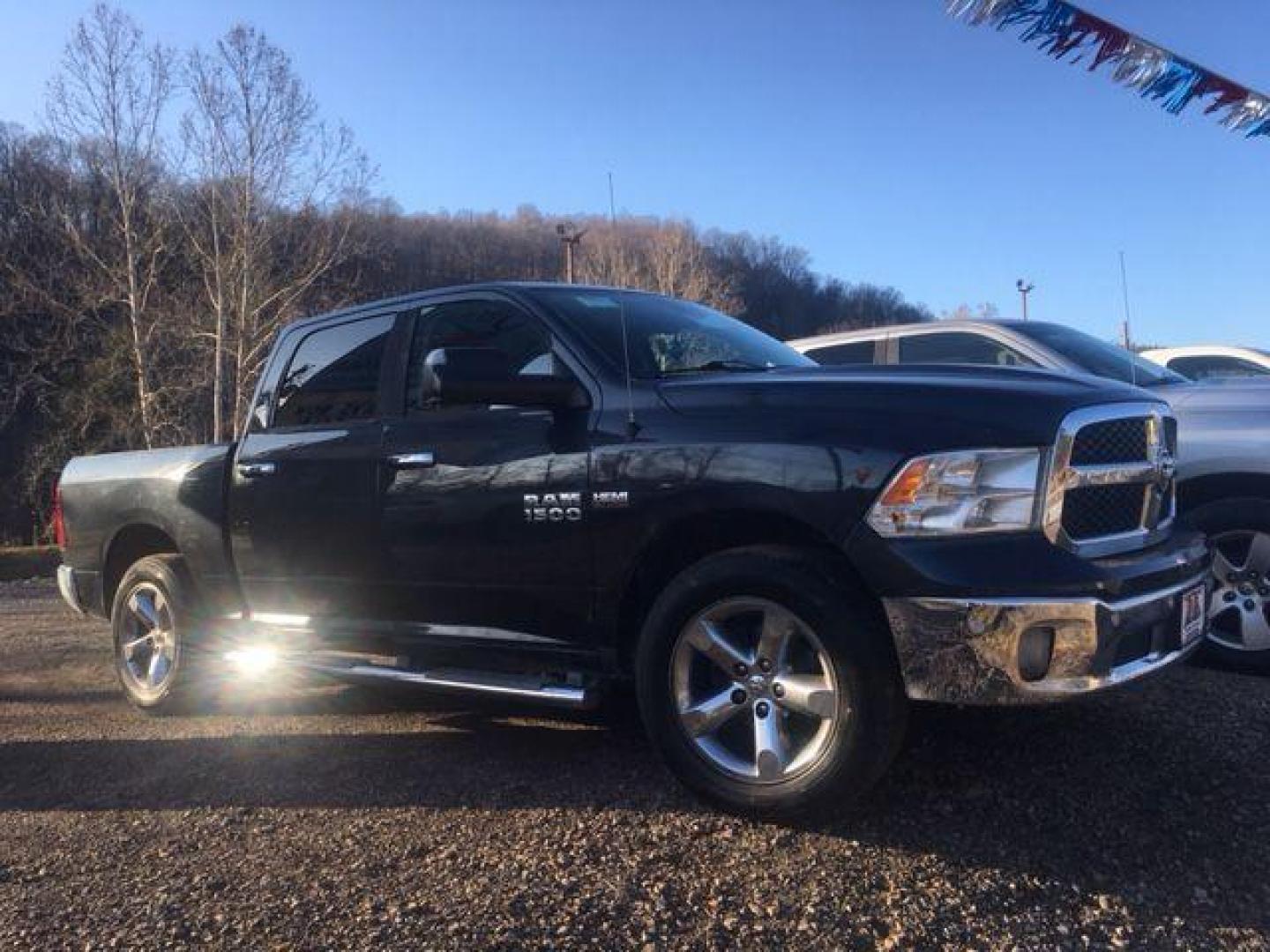 2016 DK GRAY /Black/Diesel Gray, c RAM 1500 SLT Crew Cab SWB 4WD (1C6RR7LT8GS) with an 5.7 V8 engine, AT transmission, located at 19521 New George's Creek Rd SW, Barton, MD, 21521, (301) 463-2404, 39.524323, -79.017906 - Photo#1