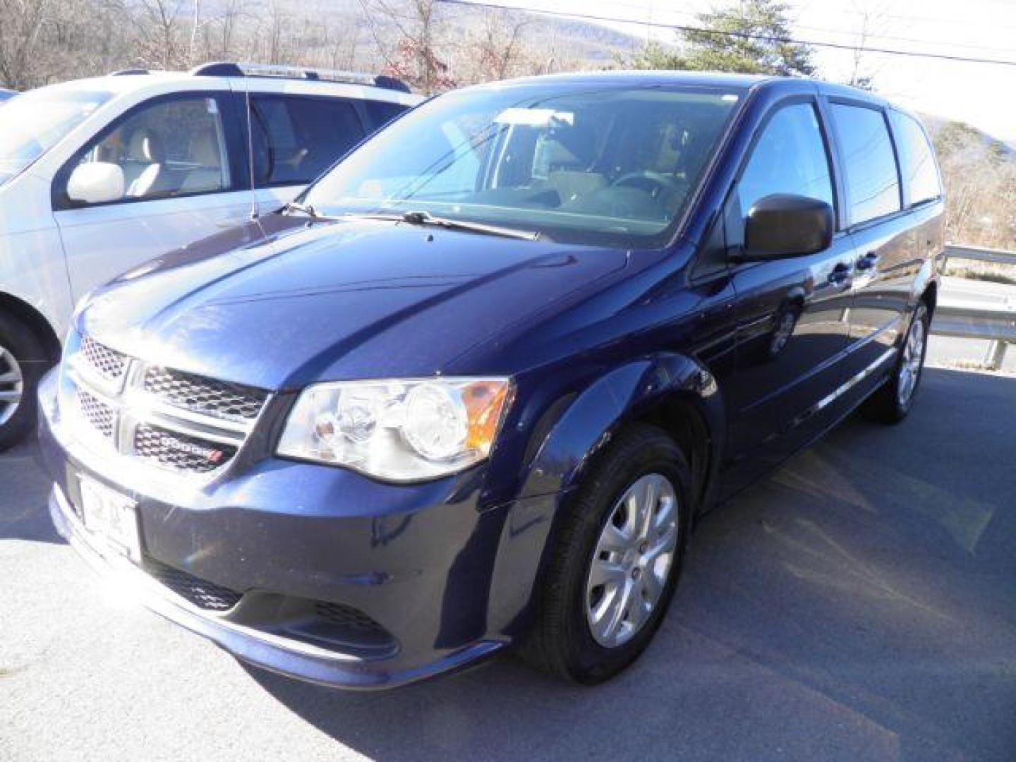 2017 BLUE Dodge Grand Caravan SE (2C4RDGBG0HR) with an 3.6L V6 engine, AT transmission, located at 15520 McMullen Hwy SW, Belair, MD, 21502, (301) 729-3700, 39.581375, -78.846451 - Photo#0